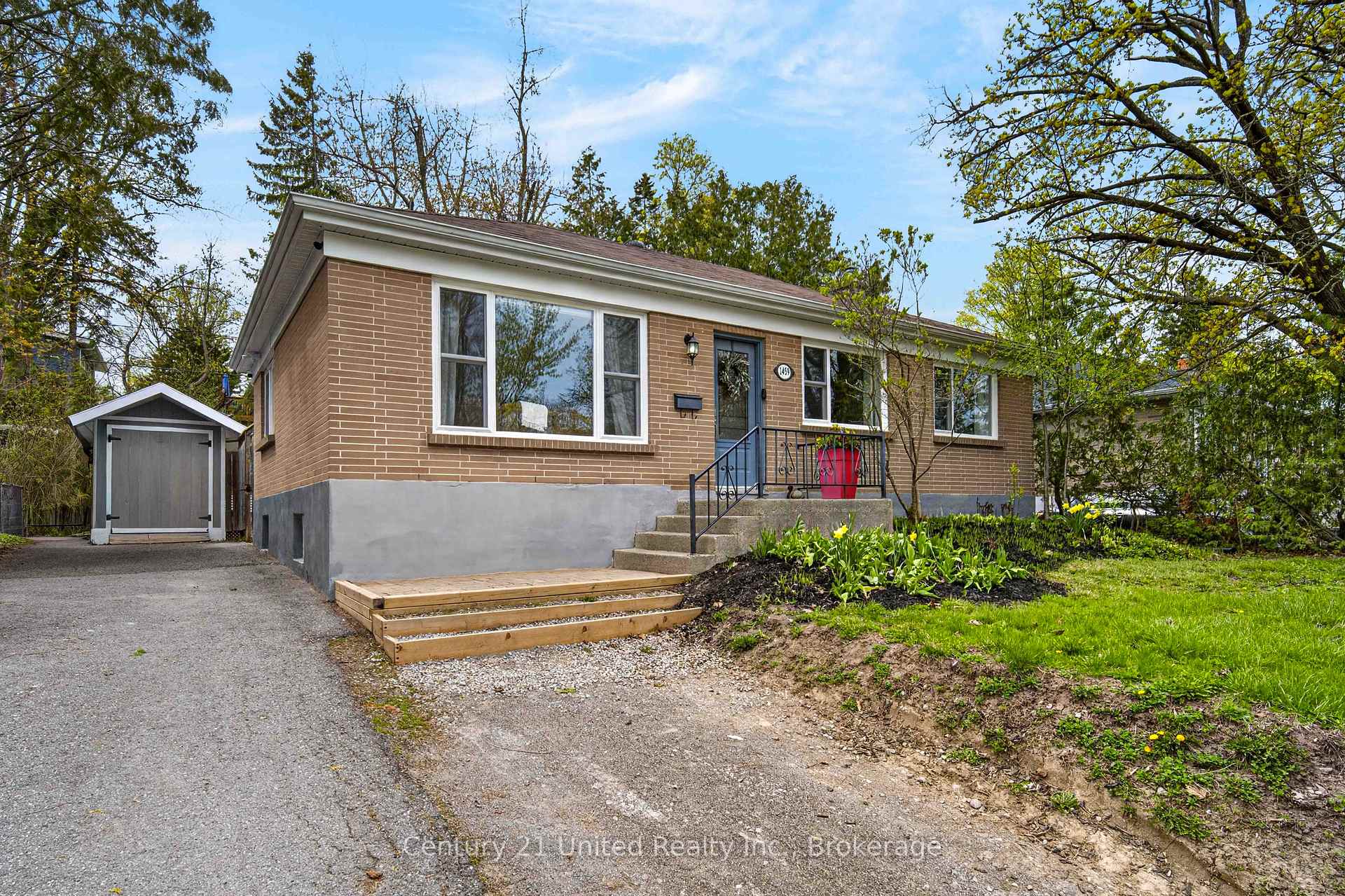 1459 Westbrook Drive, Peterborough, ON K9J 6R5