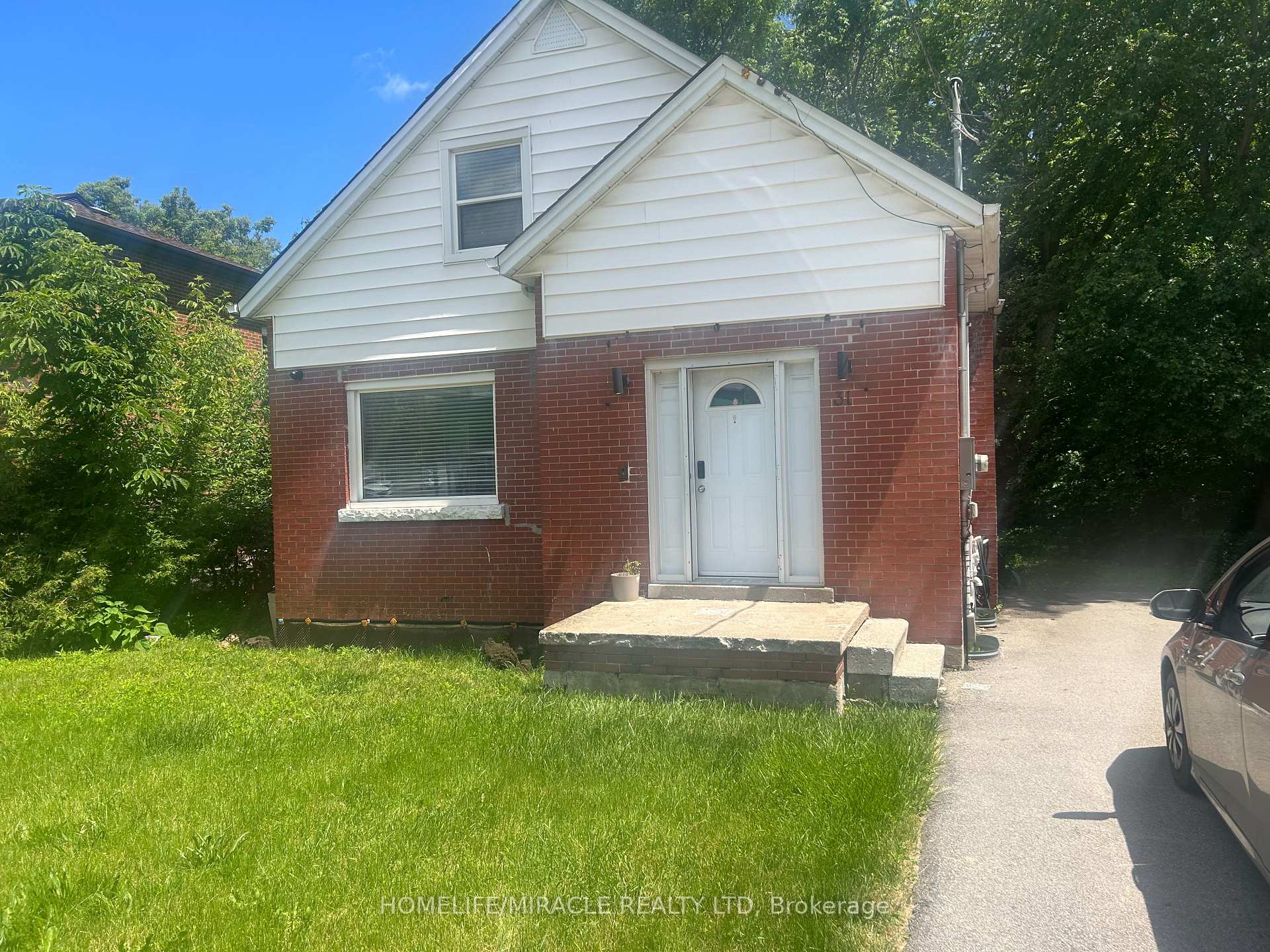 31 Bowman Street, Hamilton, ON L8S 2T4
