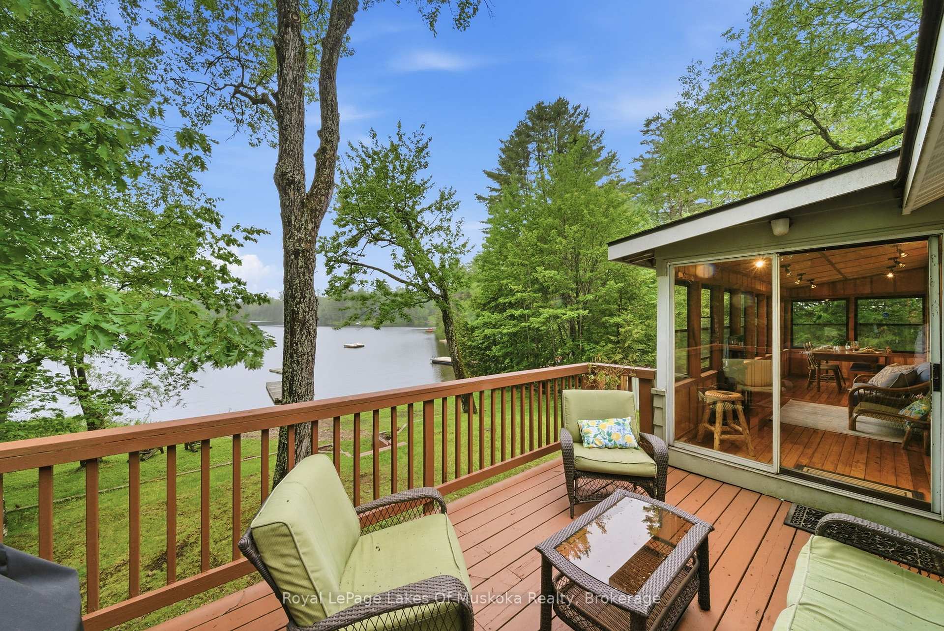 11 Carol Street W, Lake of Bays, ON P0B 1A0