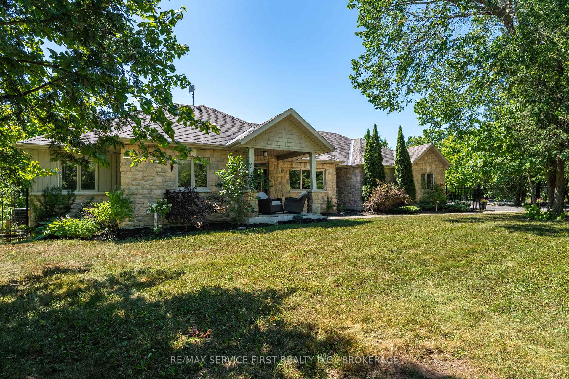3060 Unity Road, Kingston, ON K0H 1M0
