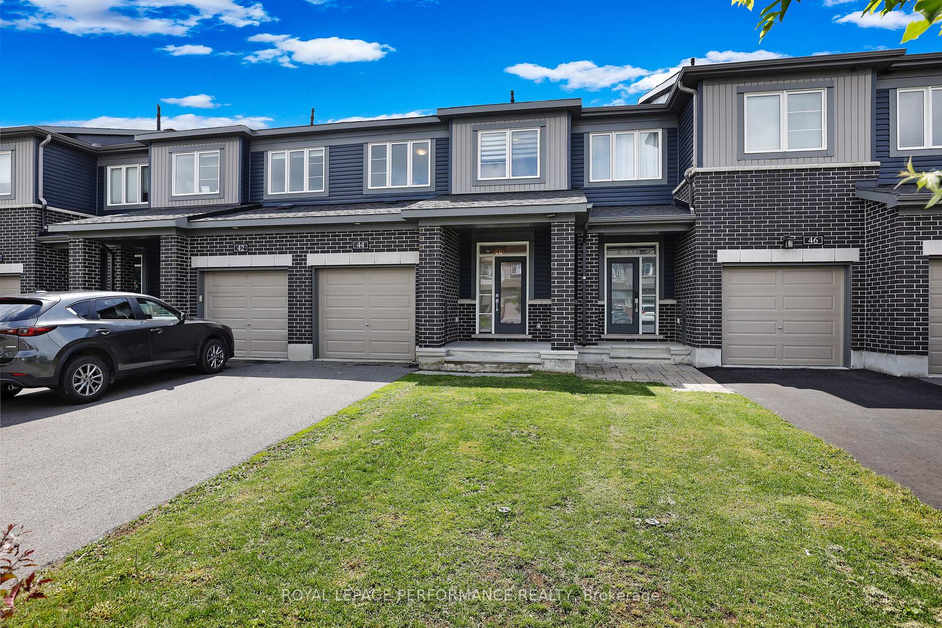 44 Gardenpost Terrace, Orleans - Cumberland and Area, ON K4A 1G8