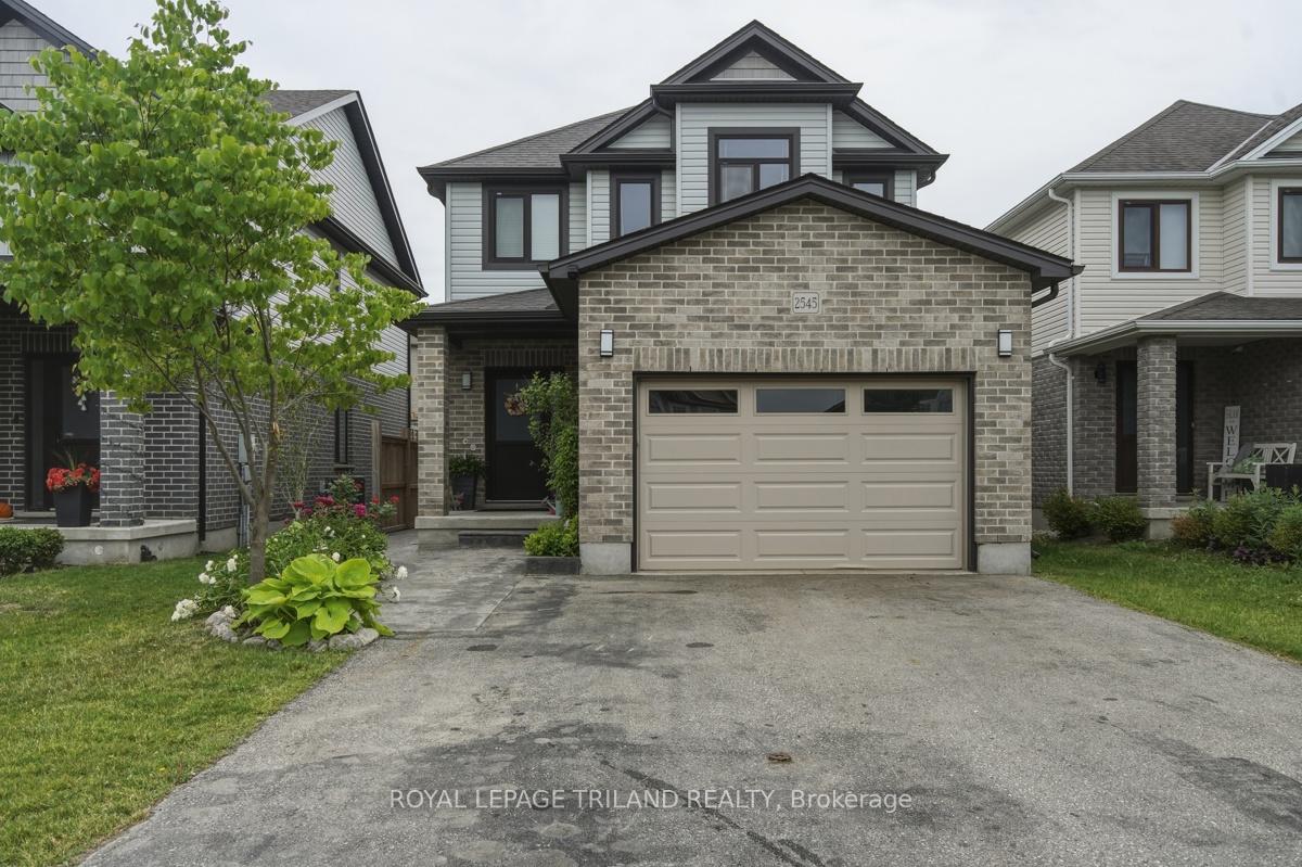 2545 Asima Drive, London South, ON N6M 0B4
