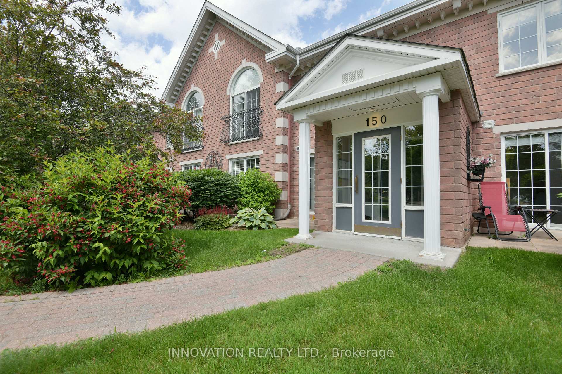 150 Robson Court 2C, Kanata, ON K2K 2W1