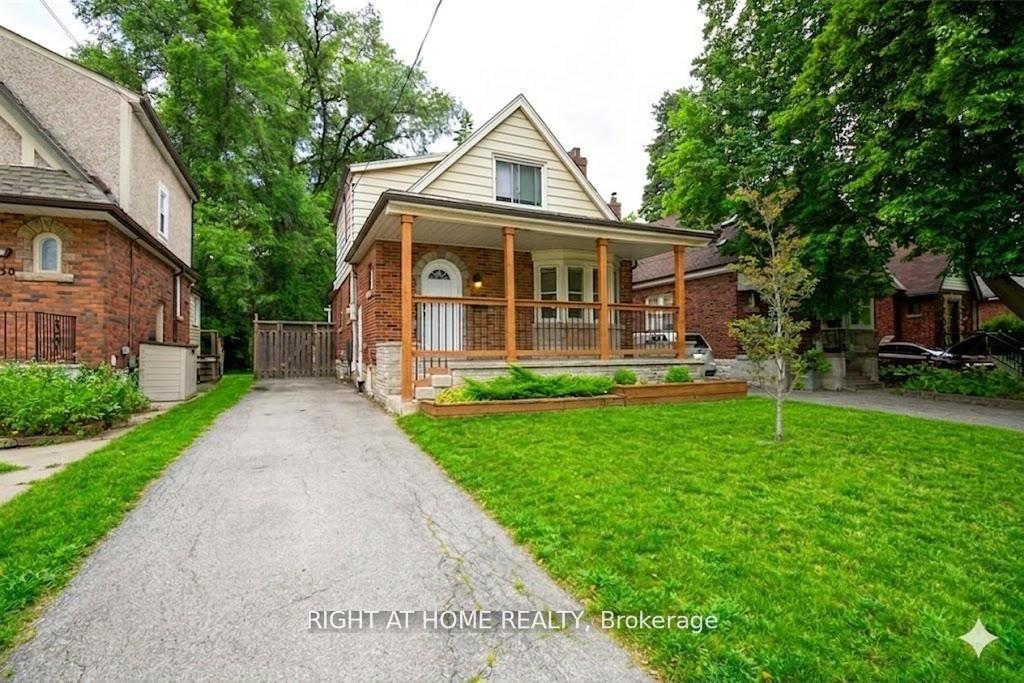 148 Haddon Avenue S, Hamilton, ON L8S 1X8