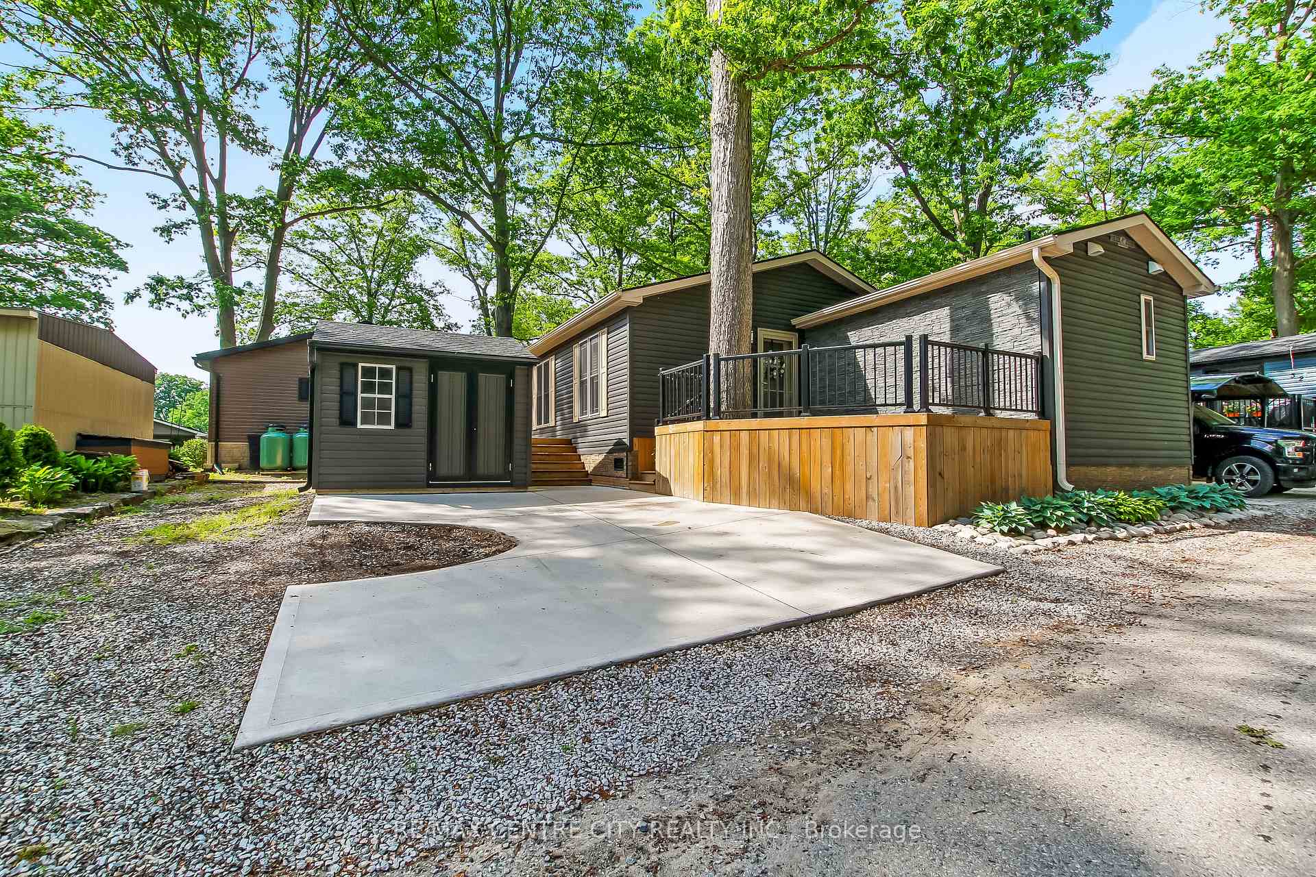 22790 Amiens Road, Middlesex Centre, ON N0L 1R0