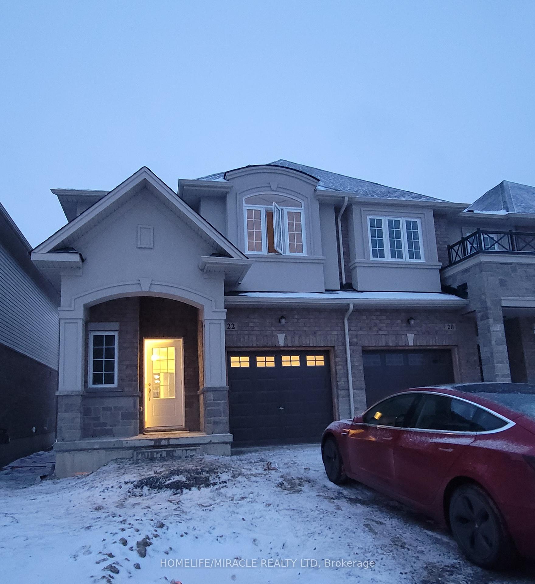 22 Vickers Road, Hamilton, ON L9Y 1A1