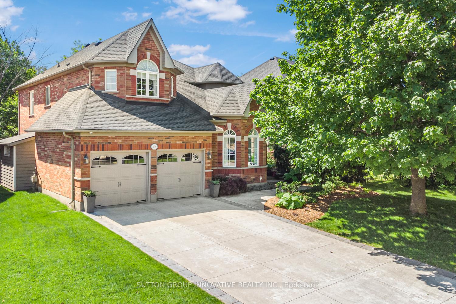 178 Valmont Court, Hamilton, ON L9G 5A1