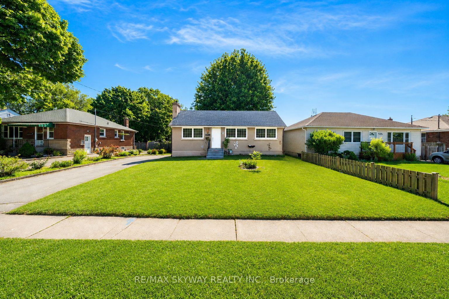 6604 Locus Avenue, Niagara Falls, ON L2G 4K7