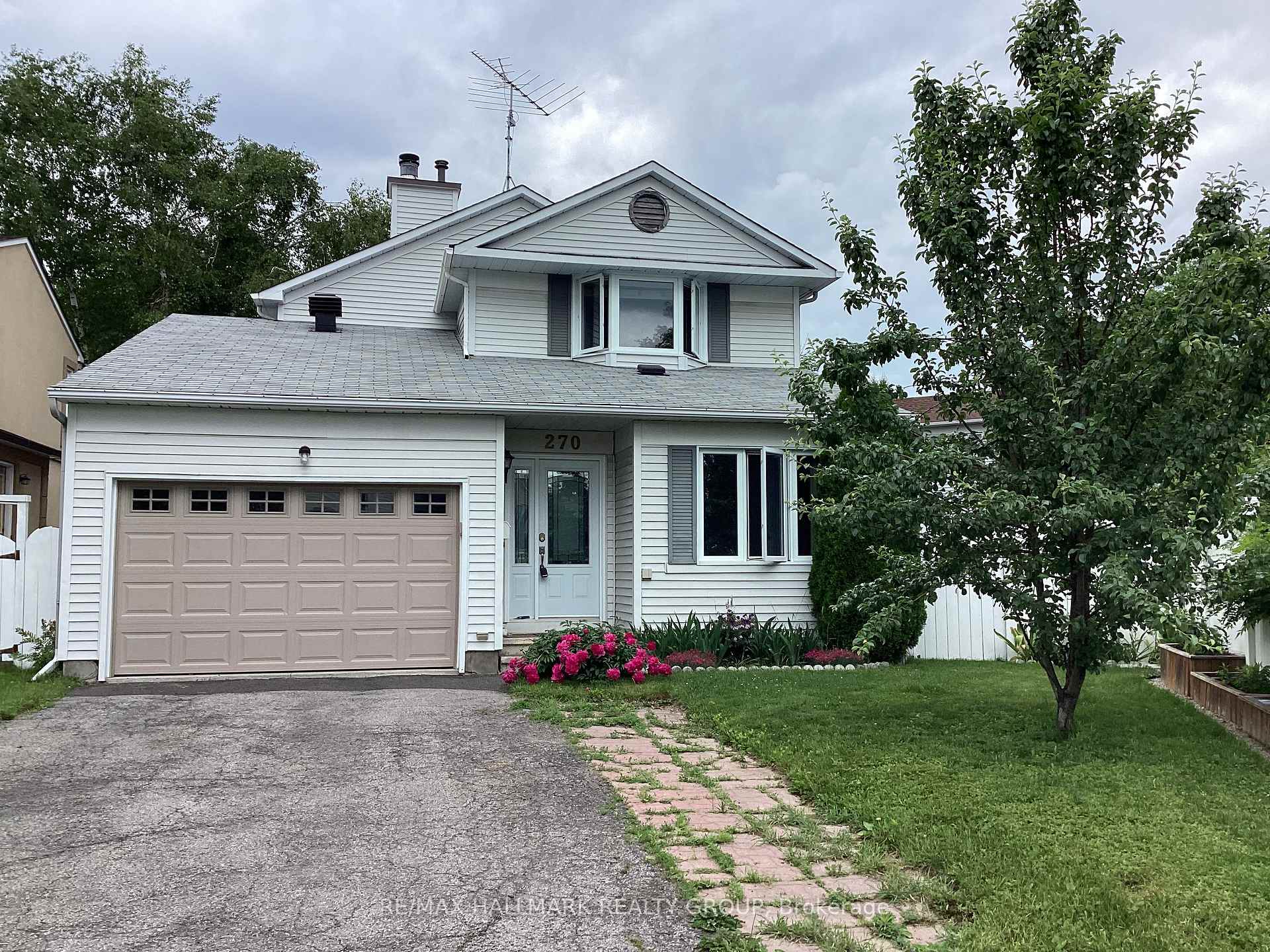 270 Mceachern Crescent, Orleans - Cumberland and Area, ON K1E 3K5