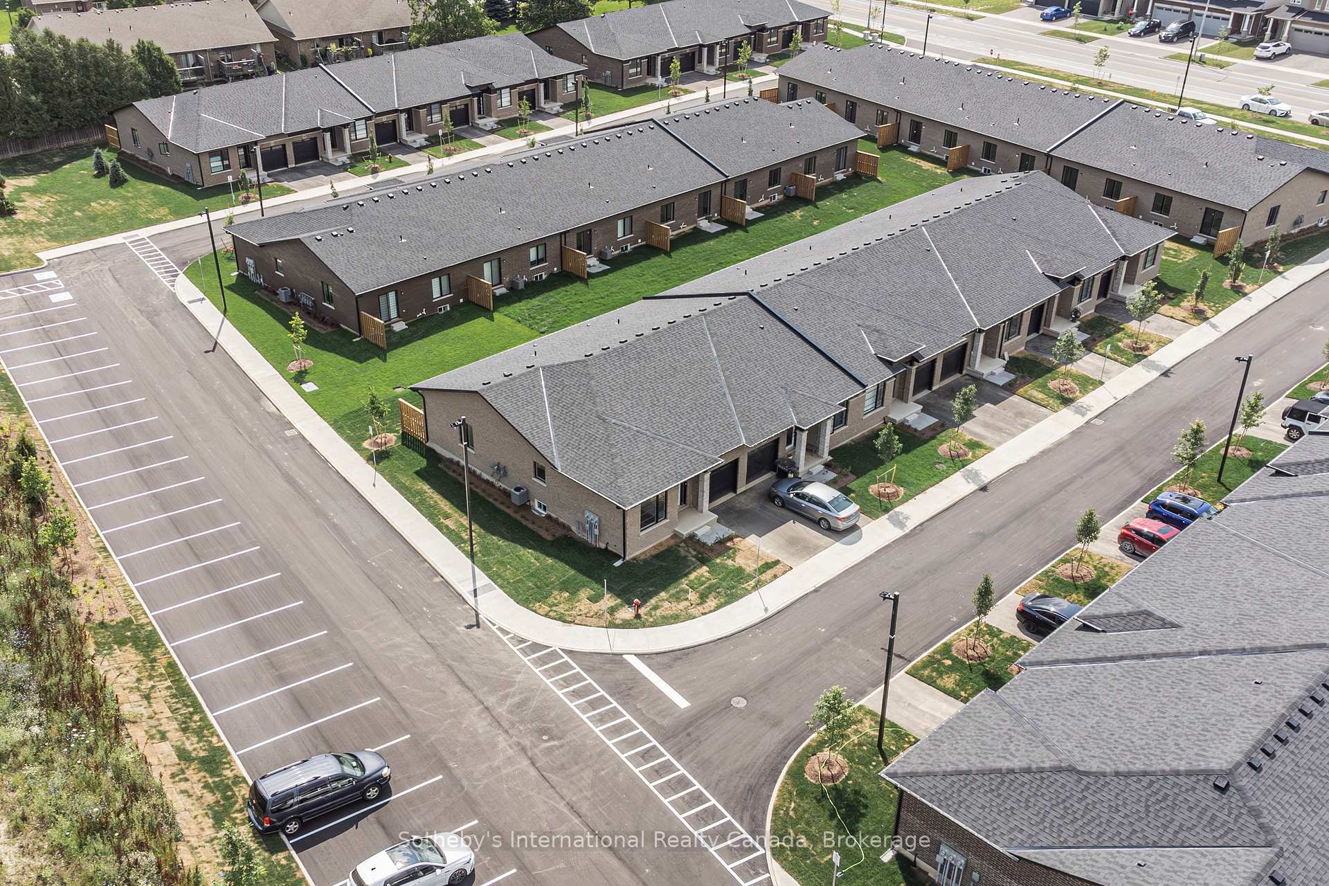 550 Grey Street 29, Brantford, ON N3S 0C4