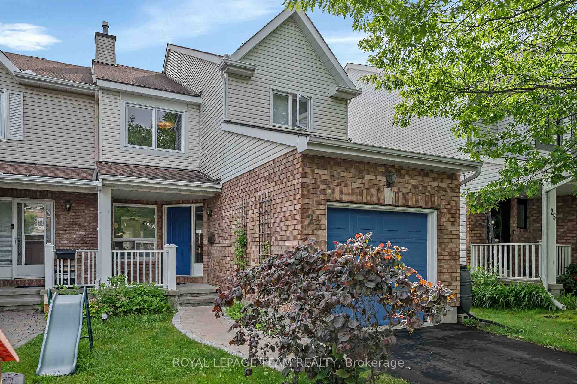 23 Roblyn Way, Barrhaven, ON K2G 5Z4
