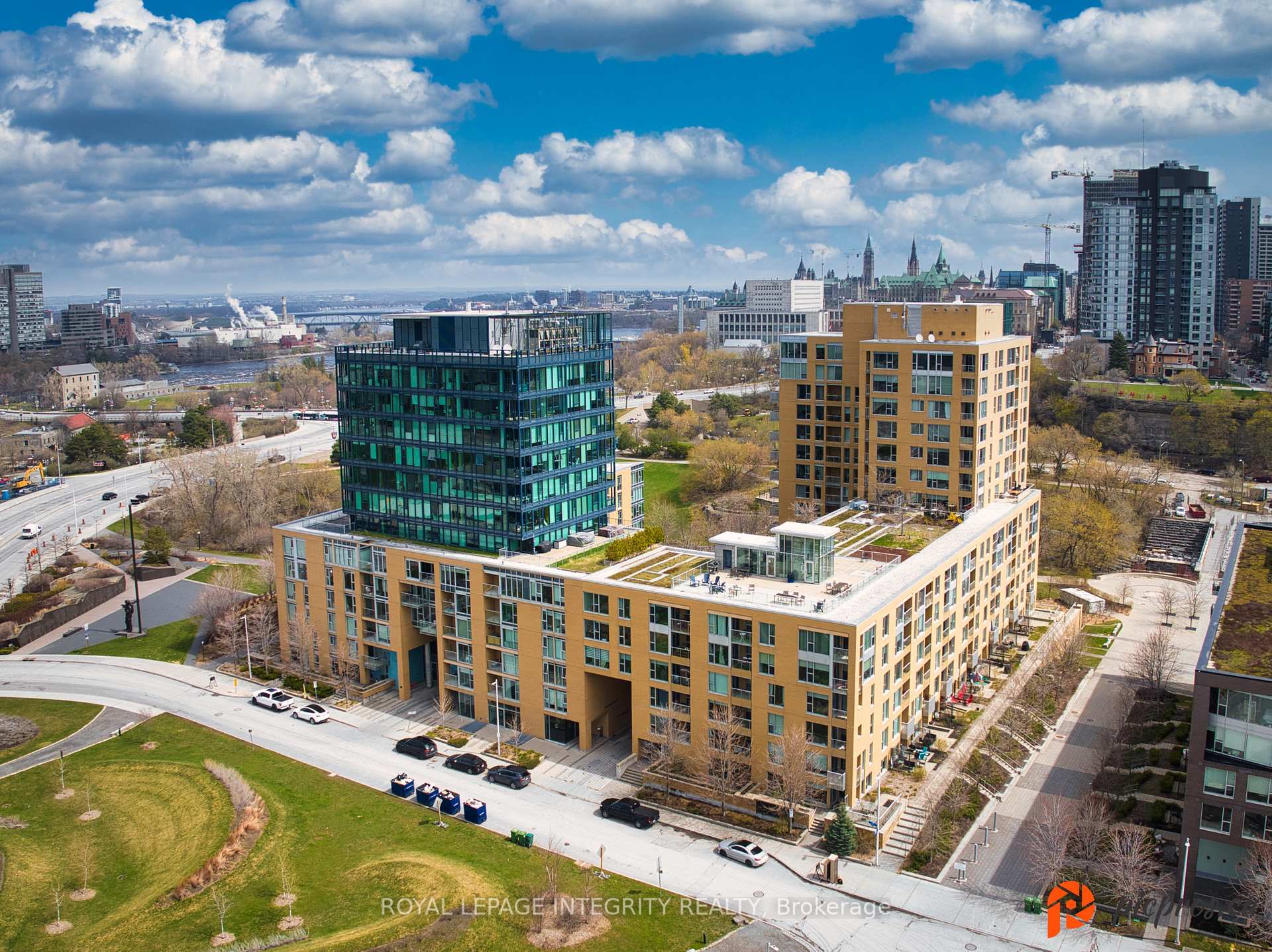250 Lett Street 206, West Centre Town, ON K1R 0A8