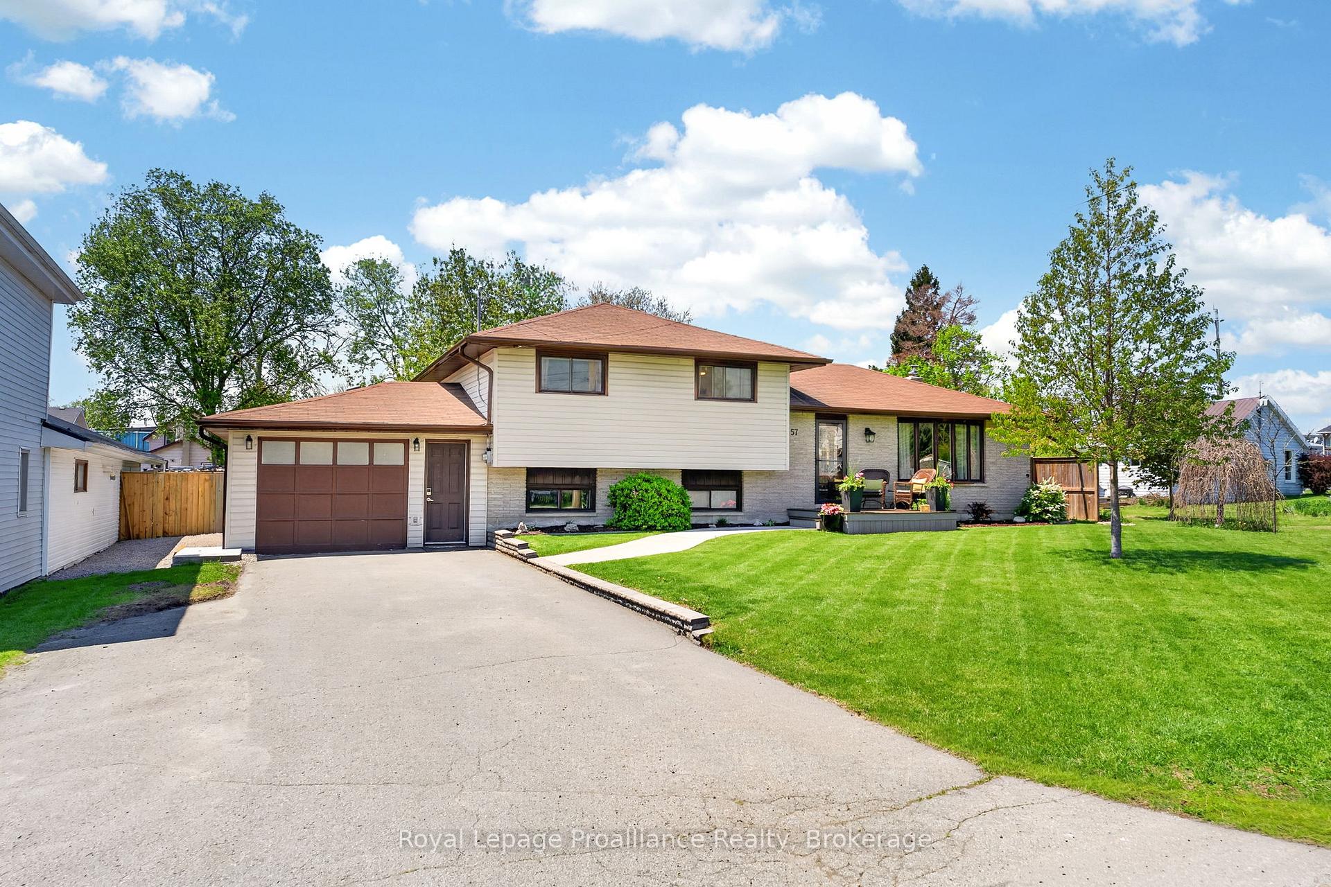 57 Pearl Street, Deseronto, ON K0K 1X0