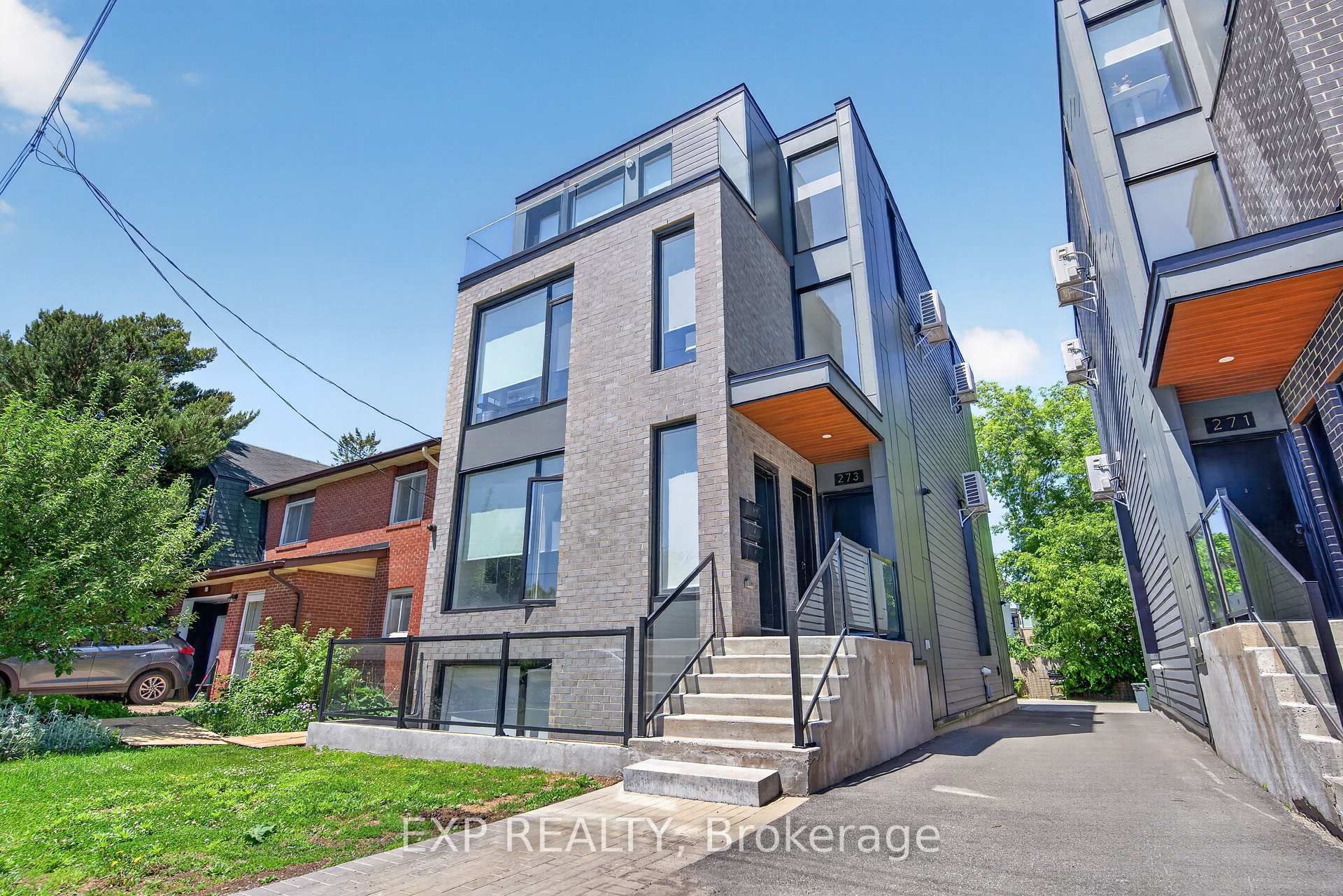 273 DUNCAIRN Avenue, Westboro - Hampton Park, ON K1Z 7H1