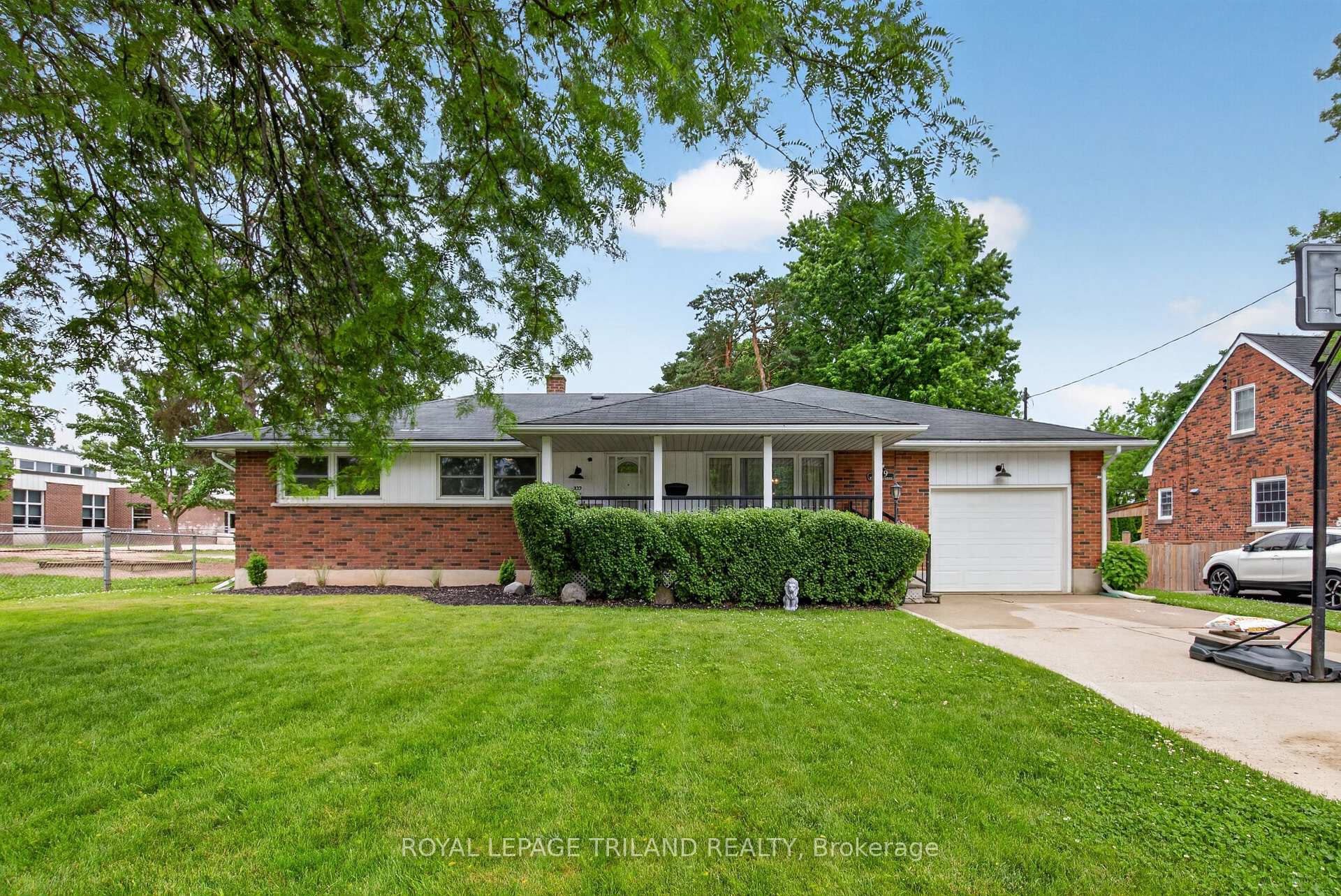 279 Forest Avenue, St. Thomas, ON N5R 2K5