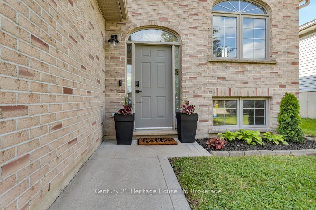 14 Herford Street, Tillsonburg, ON N4G 4V2