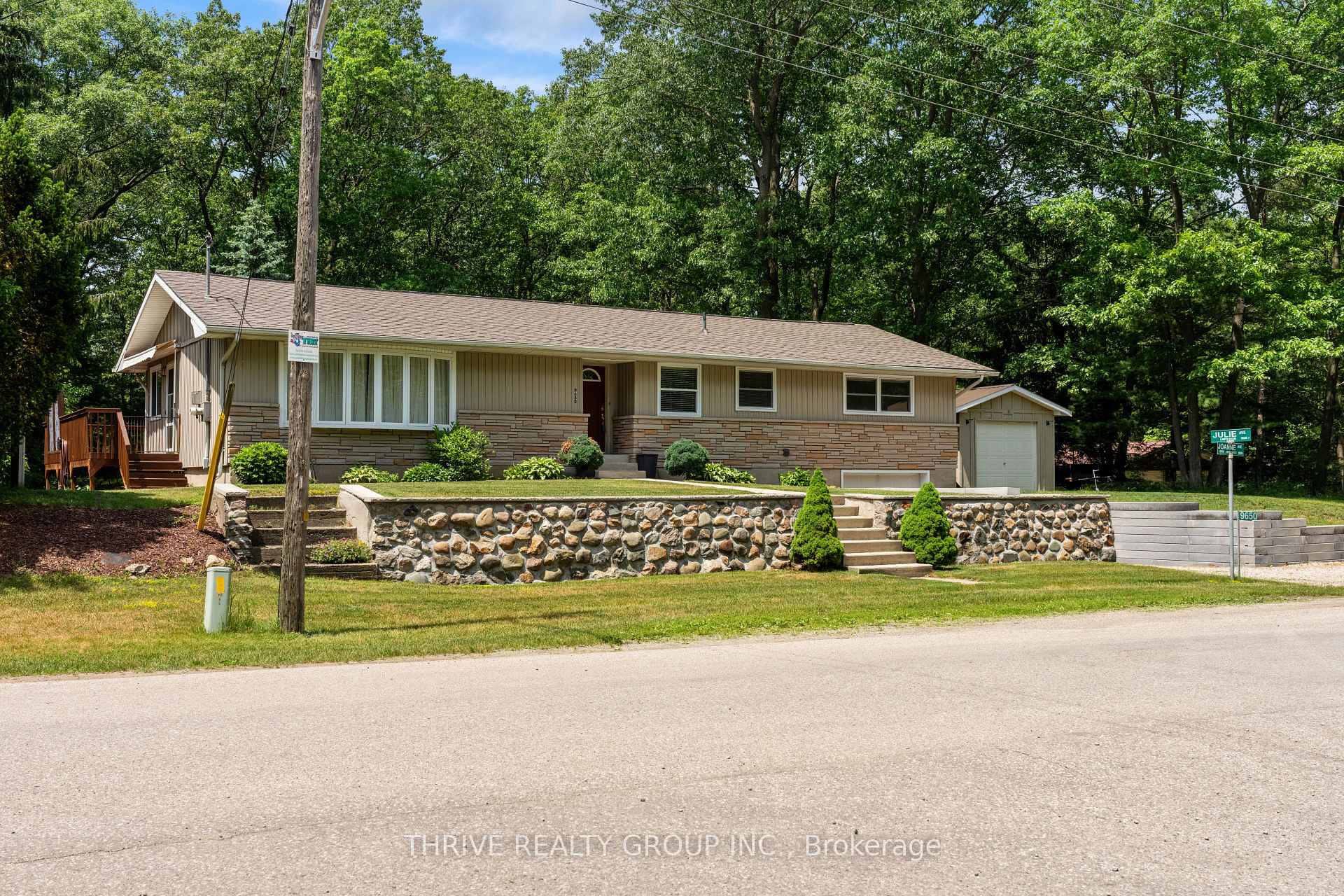 9650 Joanne Avenue, Lambton Shores, ON N0M 1T0