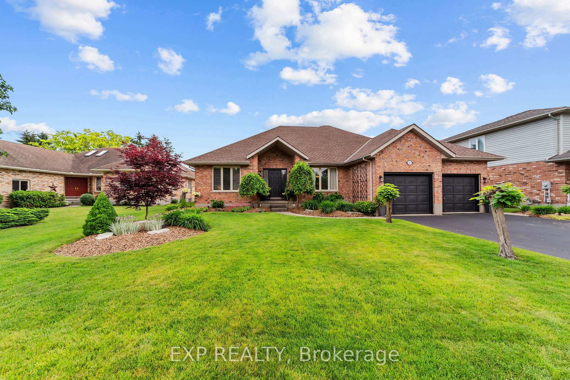 57 Valleyview Crescent, Thames Centre, ON N0L 1G3