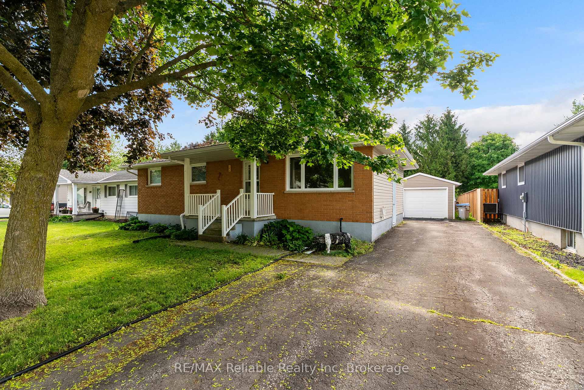 182 Jarvis Street S, Huron East, ON N0K 1W0