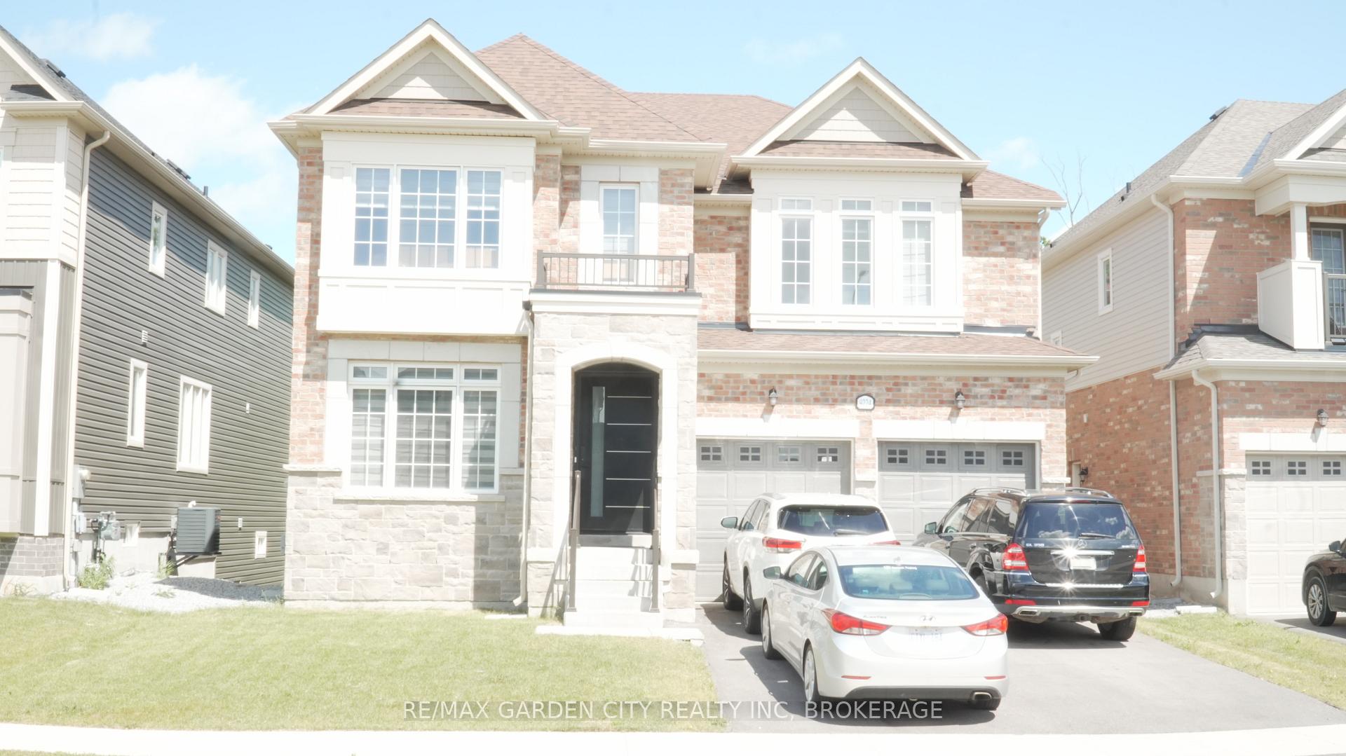 9224 White Oak Avenue, Niagara Falls, ON L2G 3P6