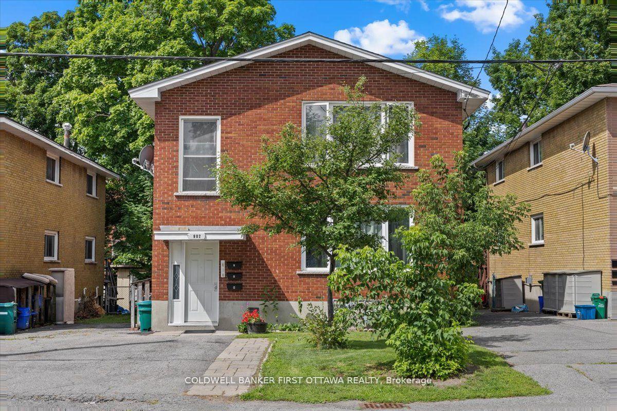 902 Watson Street, Britannia Heights - Queensway Terrace N and Area, ON K2B 6B9