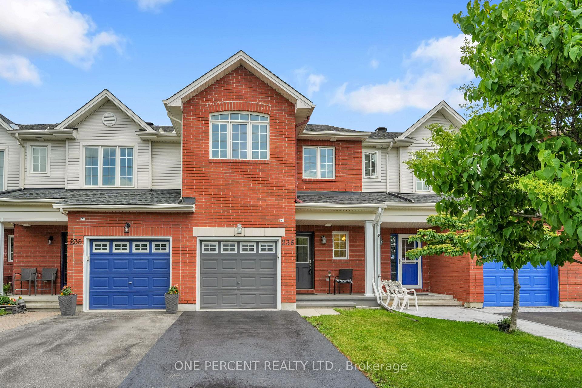 236 Arrita Street, Kanata, ON K2S 0J7
