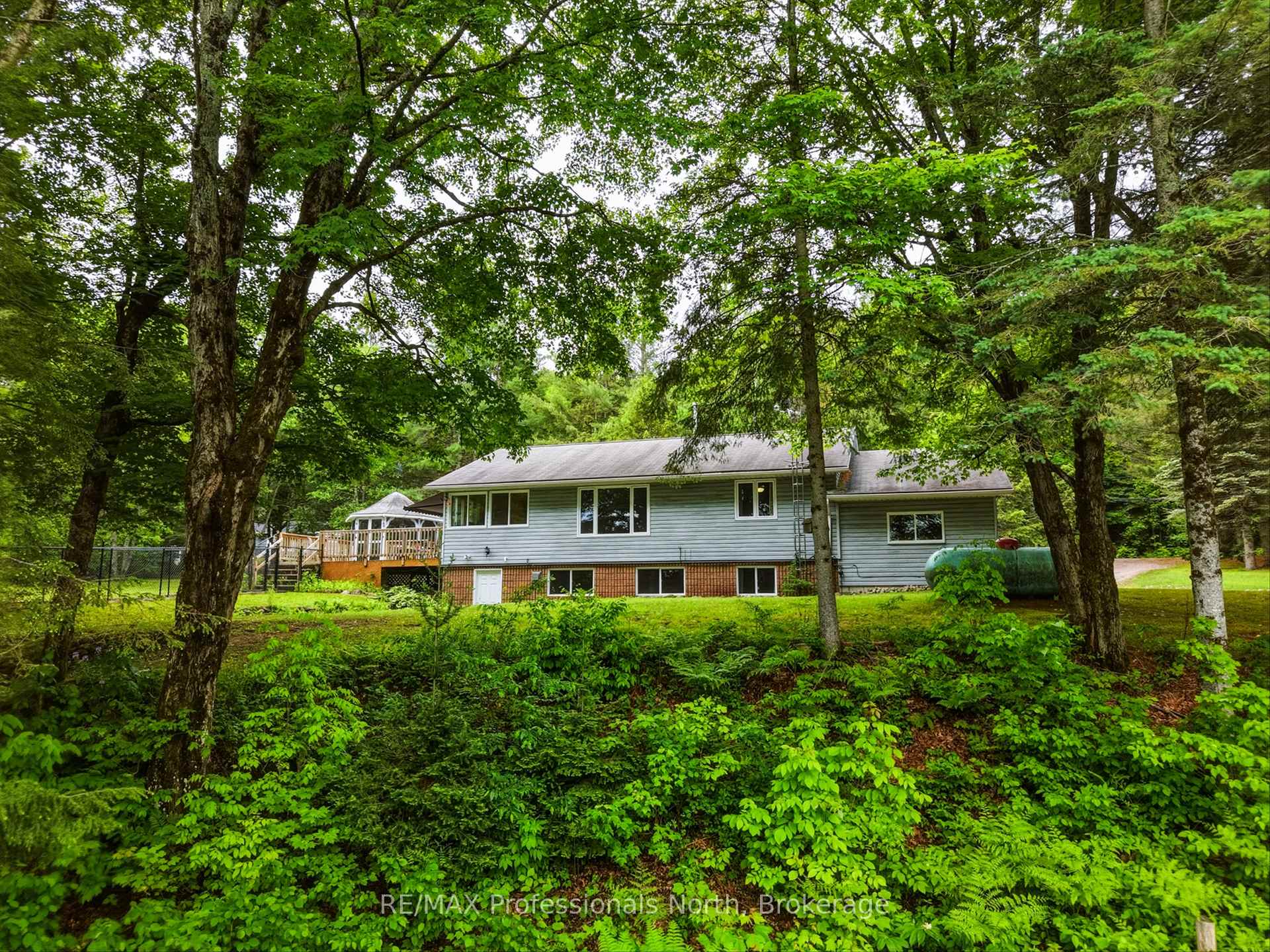 1020 COLONY Road, Bracebridge, ON P1L 1X3