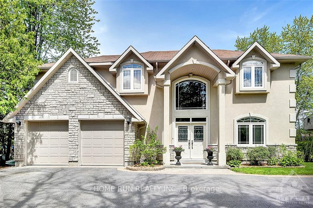 3 Winding Way, Barrhaven, ON K2C 3H1