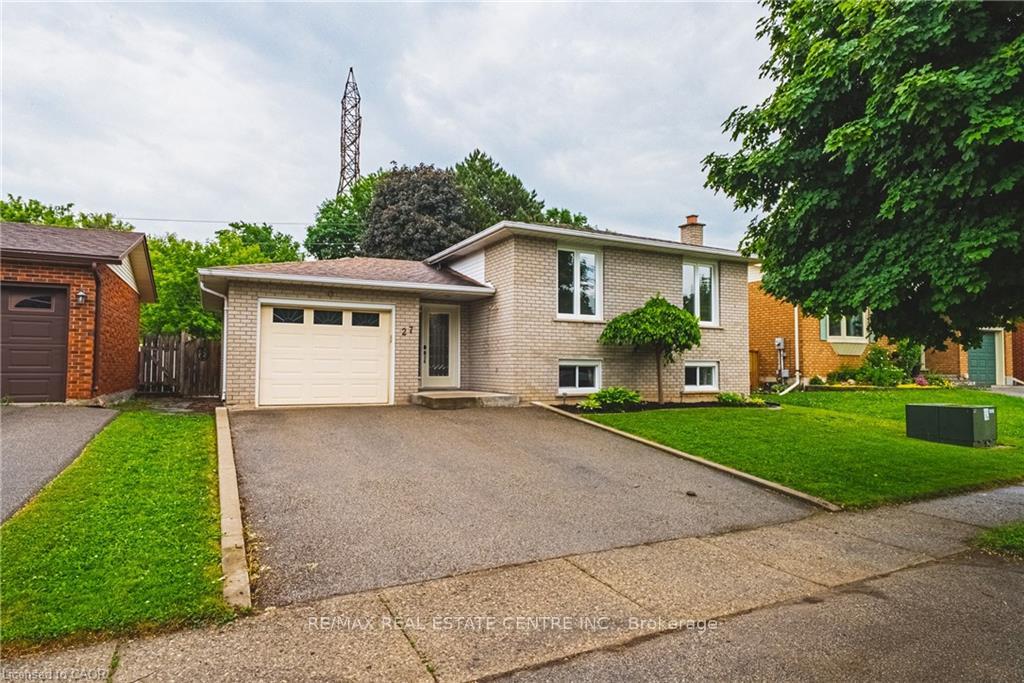 27 Ludlow Crescent, Brantford, ON N3P 1V2