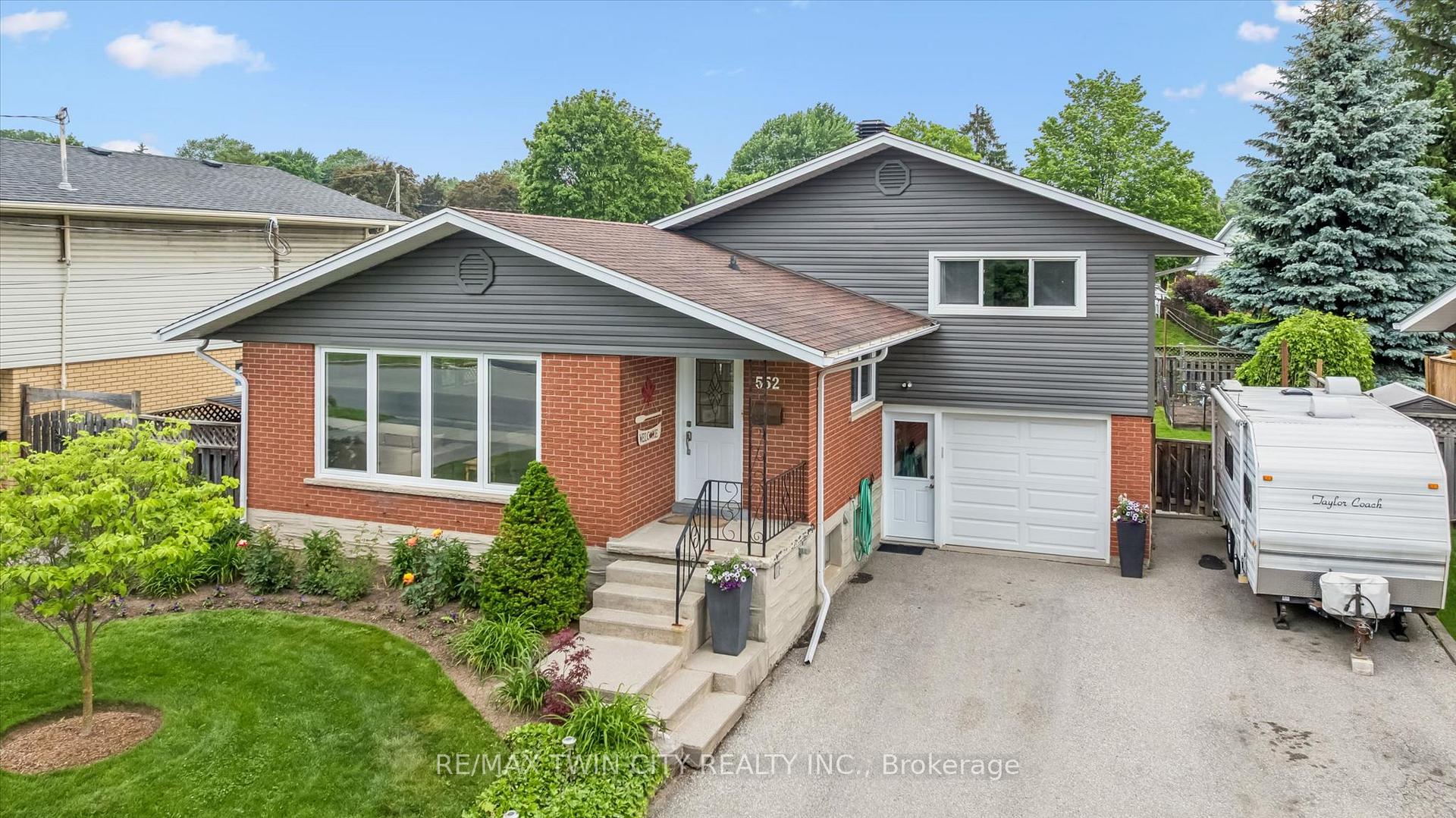 552 Greenbrook Drive, Kitchener, ON N2M 4K6