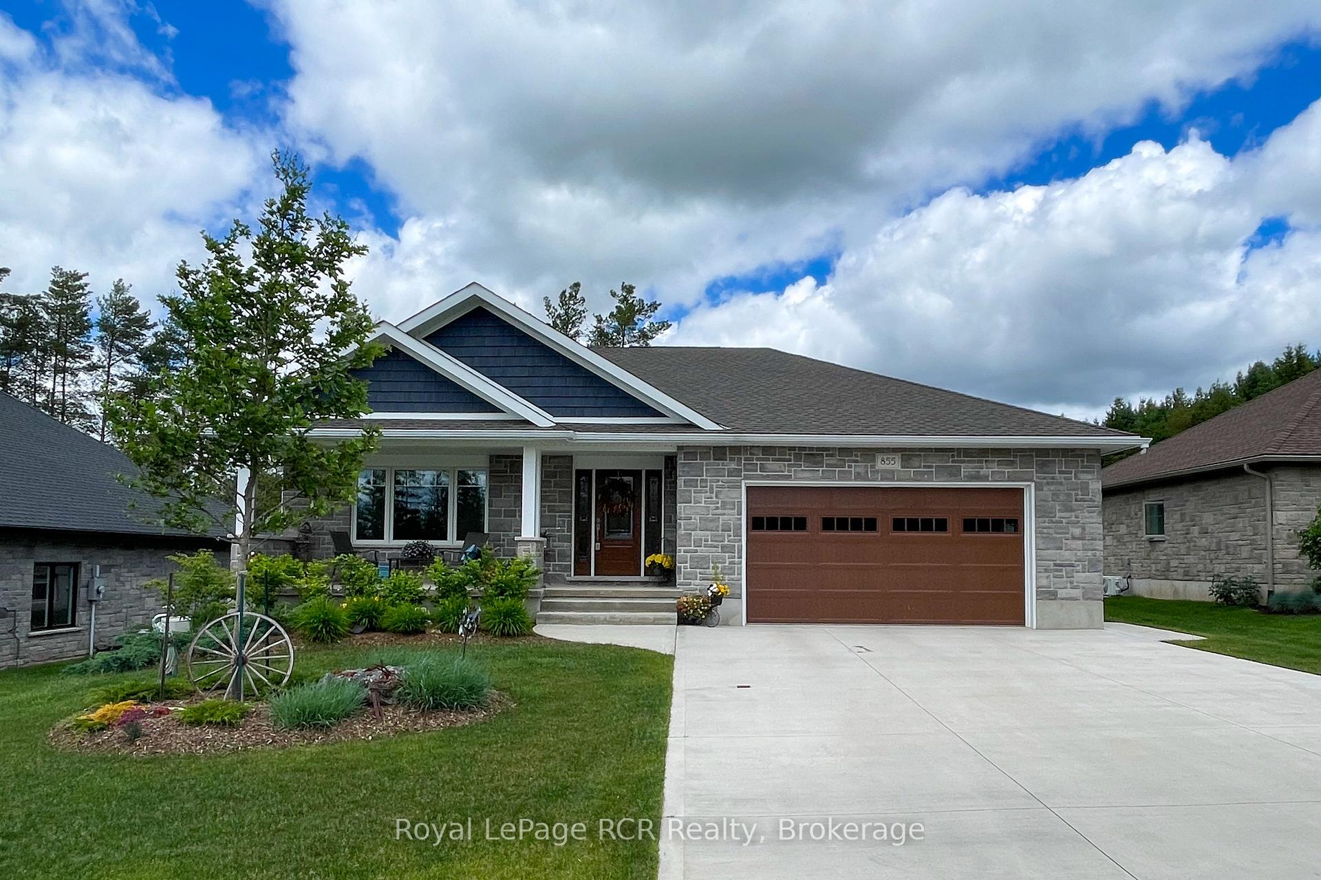 855 17th Street, Hanover, ON N4N 3B8