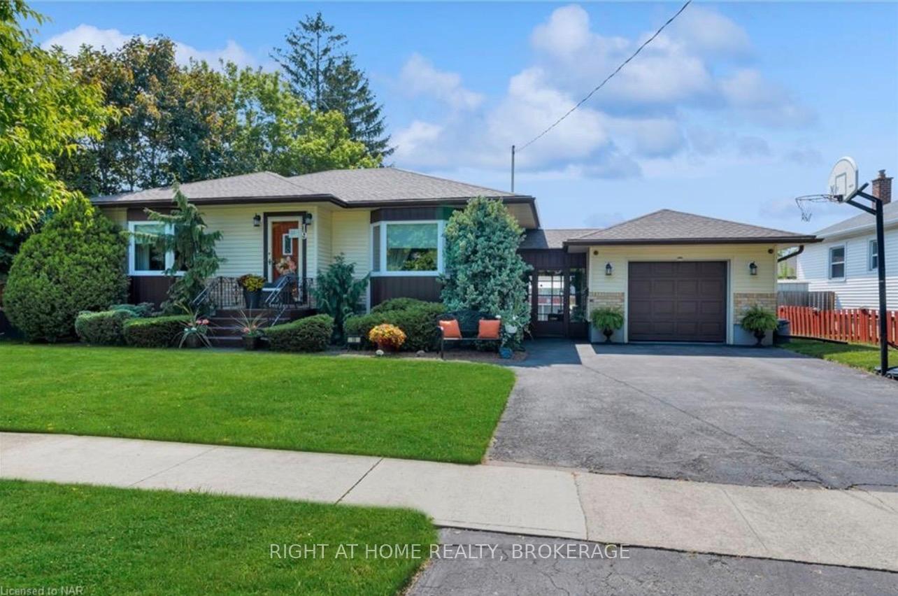 19 WHITE Street, St. Catharines, ON L2N 1Z3