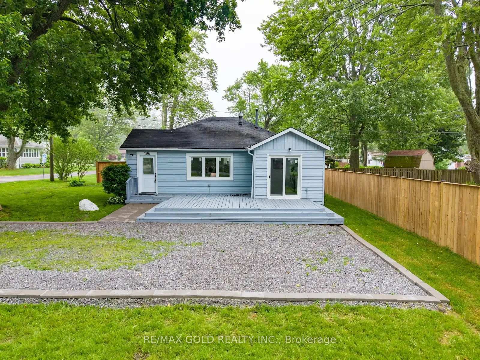 196 Elmwood Avenue, Fort Erie, ON L0S 1B0