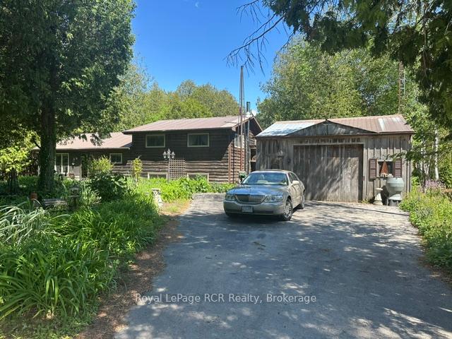 38 Upper Lorne Beach Road, Kincardine, ON N0G 2T0