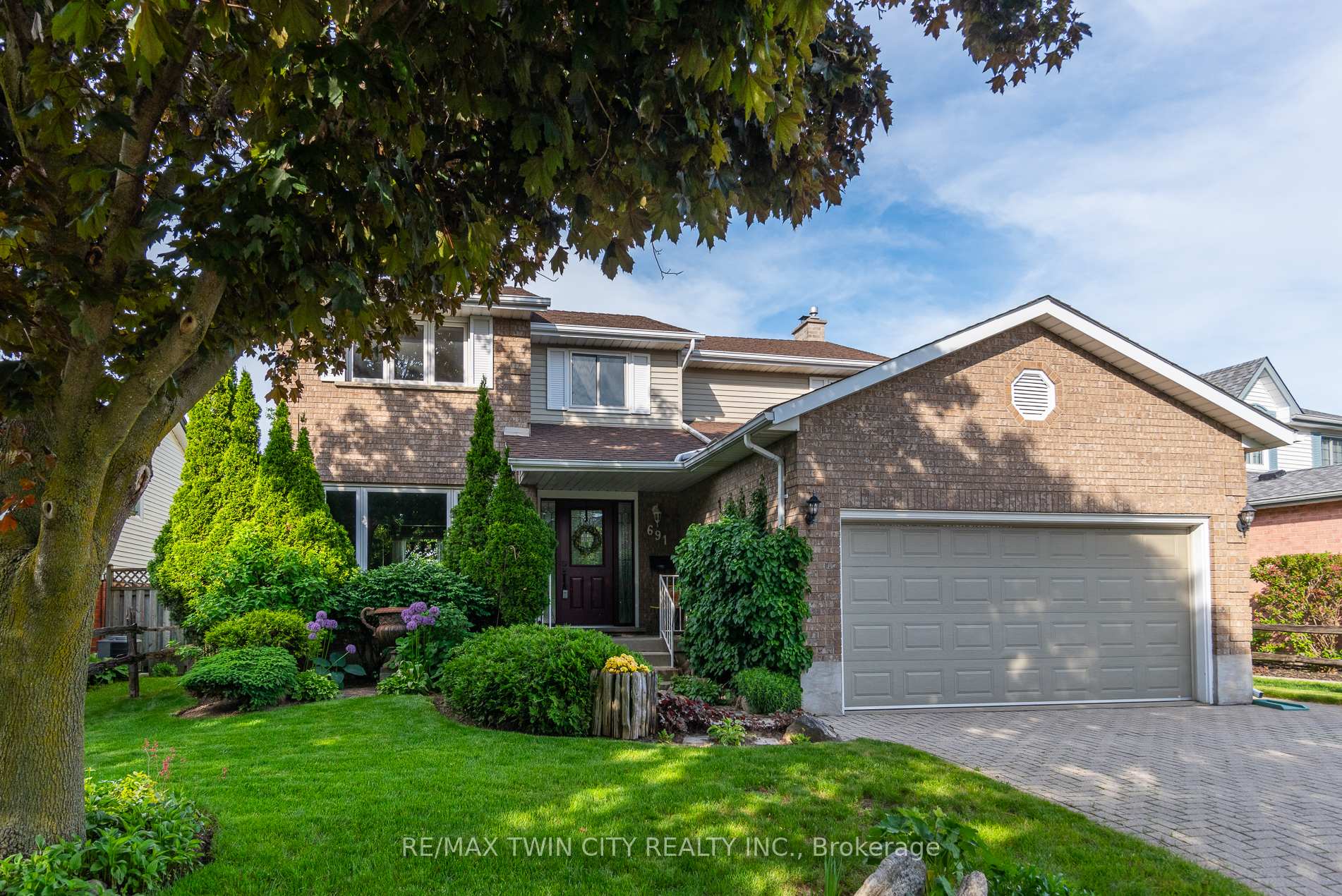 691 Westheights Drive, Kitchener, ON N2N 2Z6