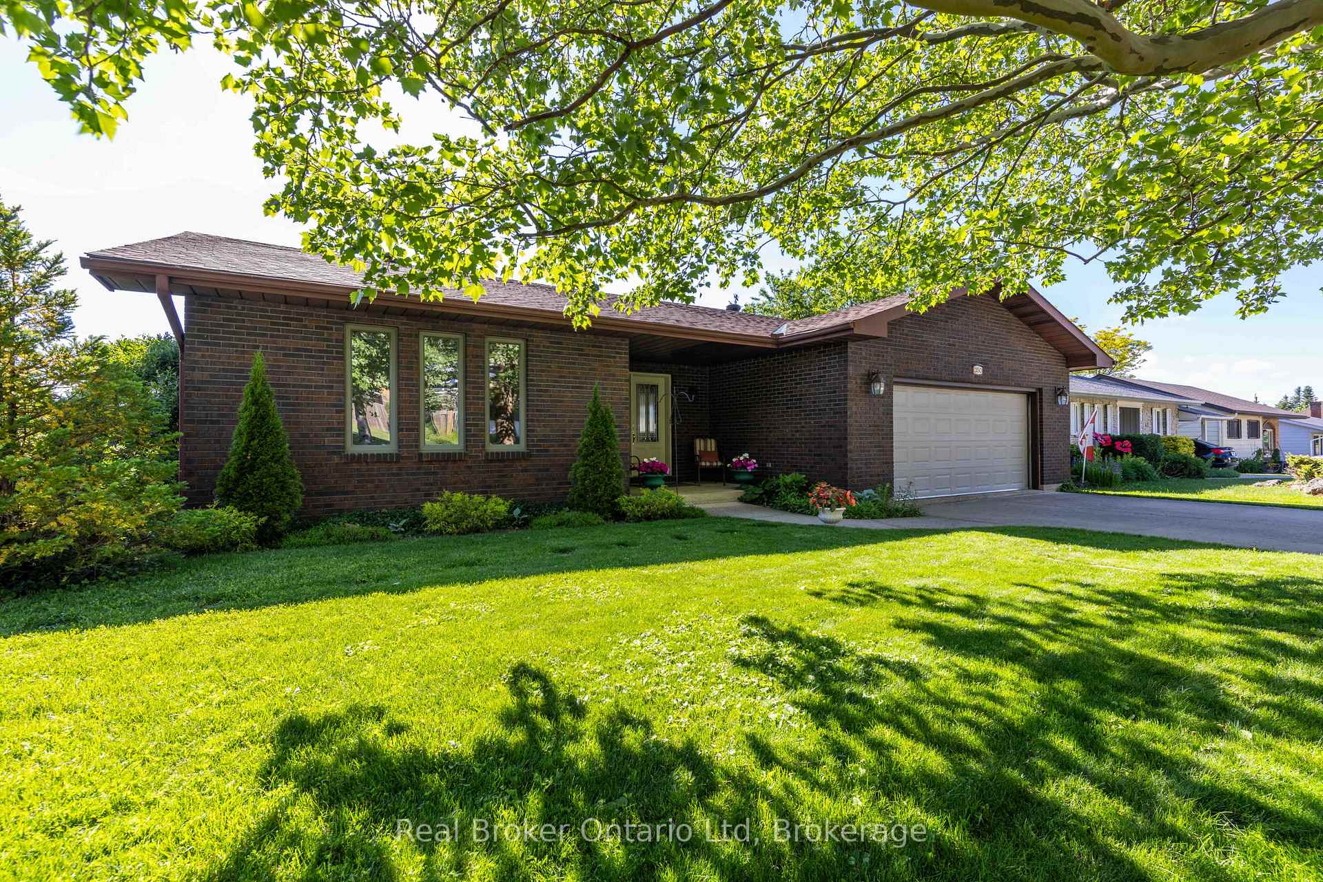 350 8th A Avenue E, Owen Sound, ON N4K 3A2