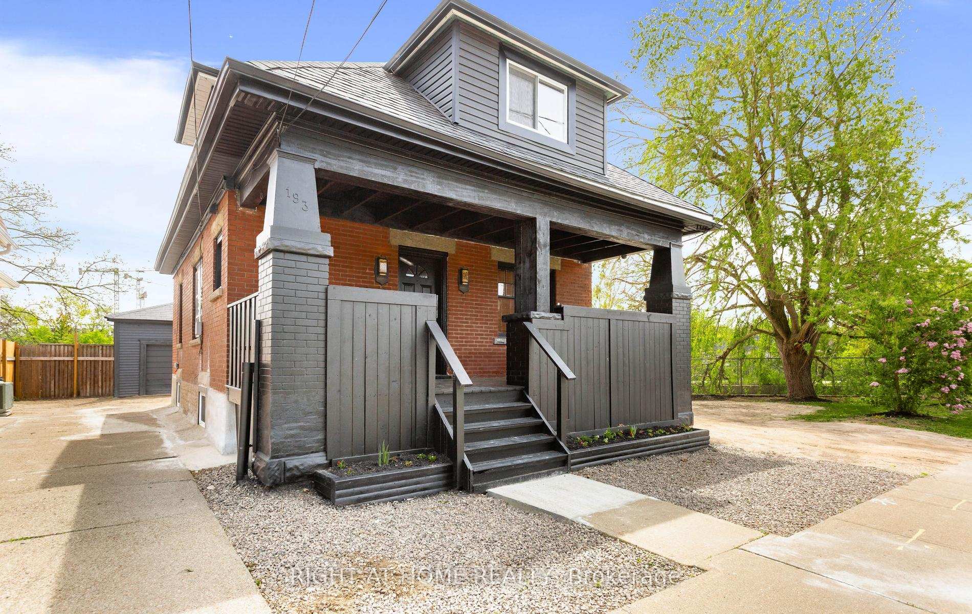 193 Madison Avenue S, Kitchener, ON N2G 3M7