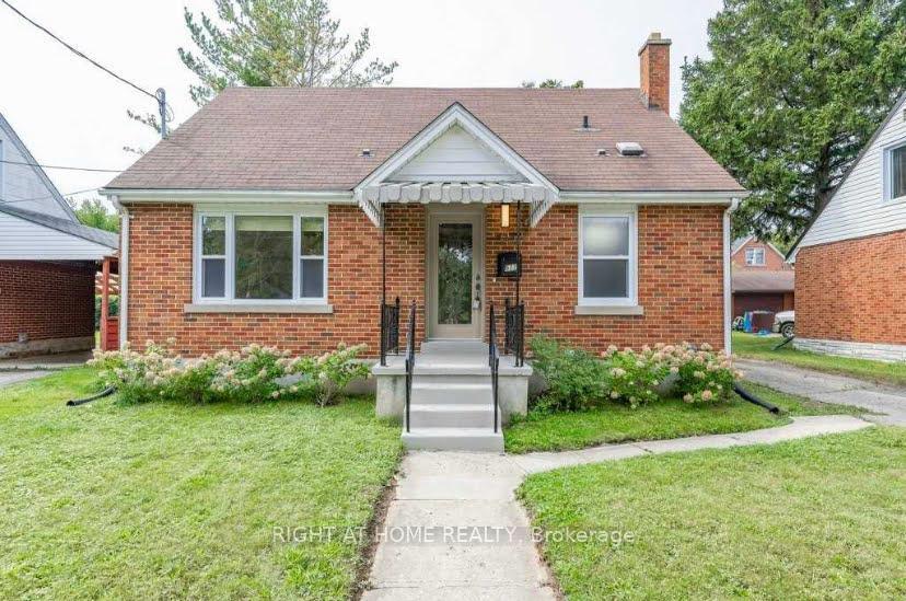 577 Weber Street E, Kitchener, ON N2H 1G7