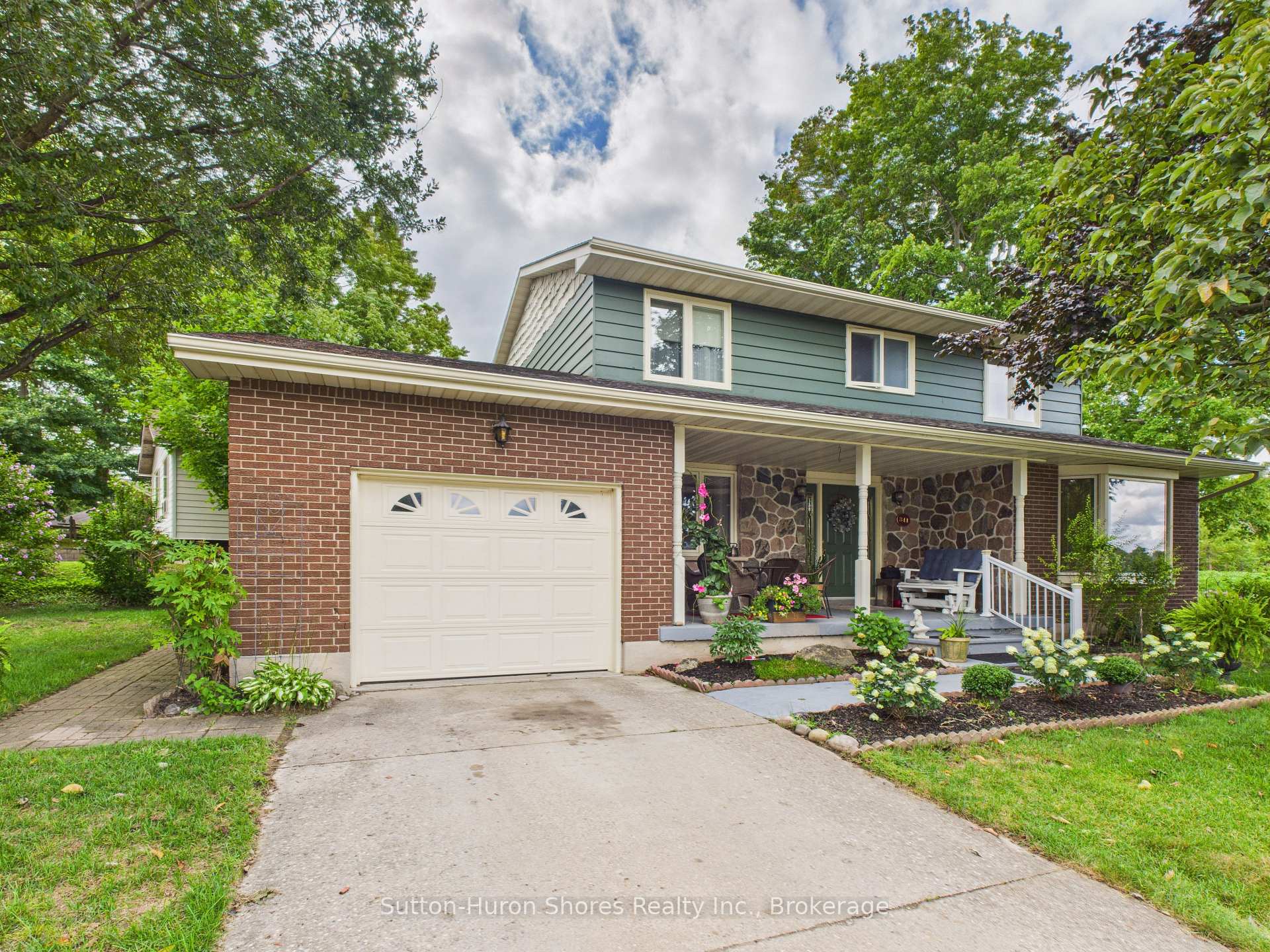 341 Wellington Street, Saugeen Shores, ON N0H 2C4