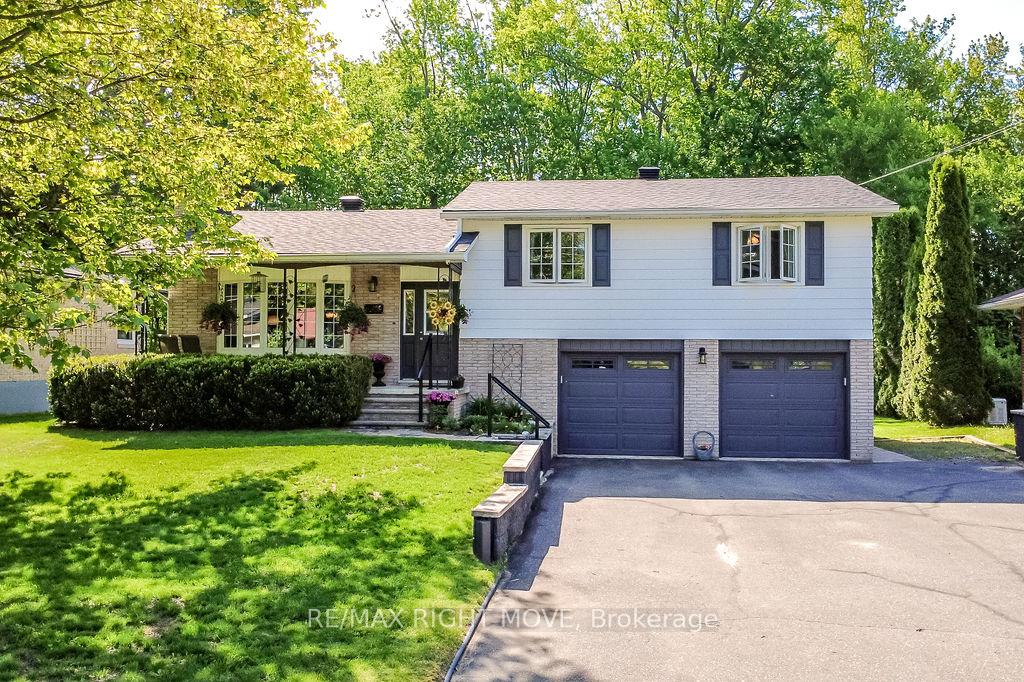 355 FAIRVIEW Drive, Gravenhurst, ON P1P 1L2