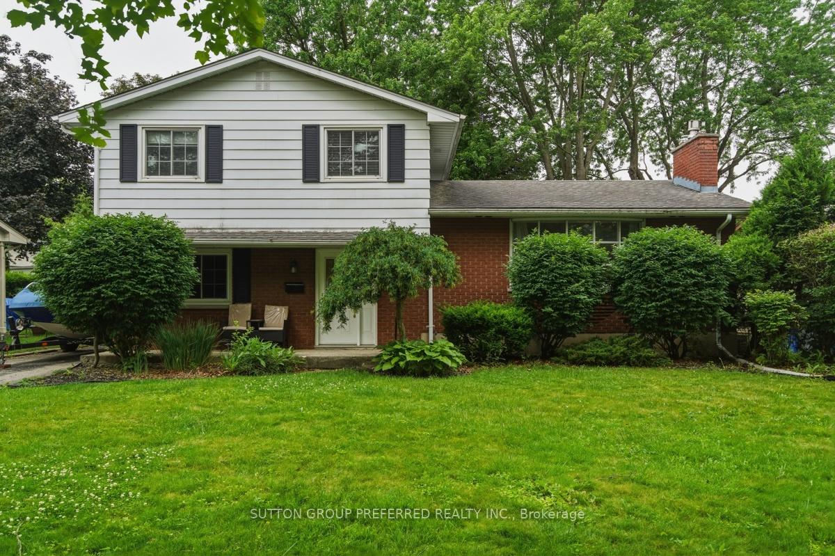 569 VISCOUNT Road, London South, ON N6J 2Y1