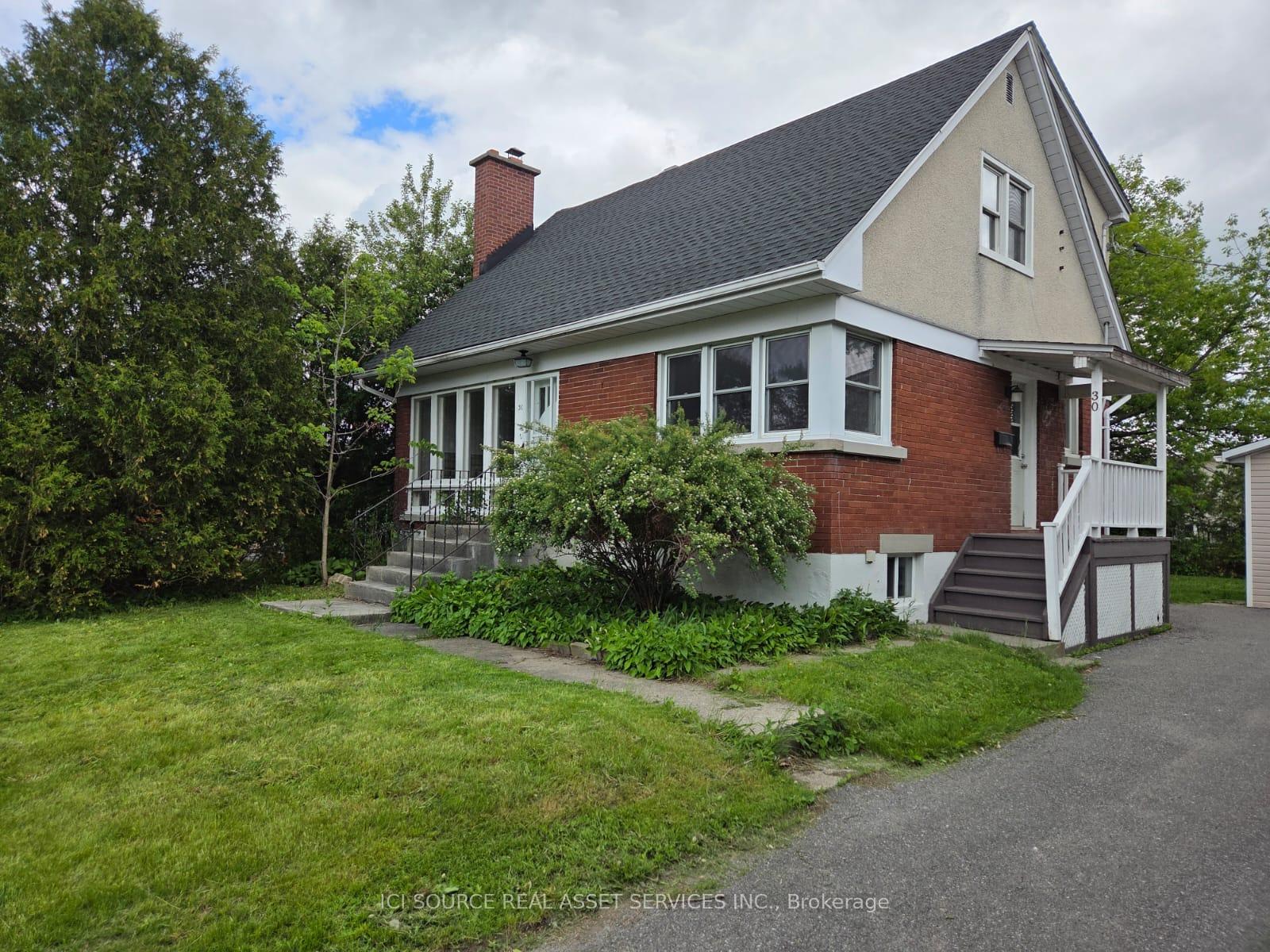 30 Sunnycrest Drive, Cityview - Parkwoods Hills - Rideau Shore, ON K2E 5Y2