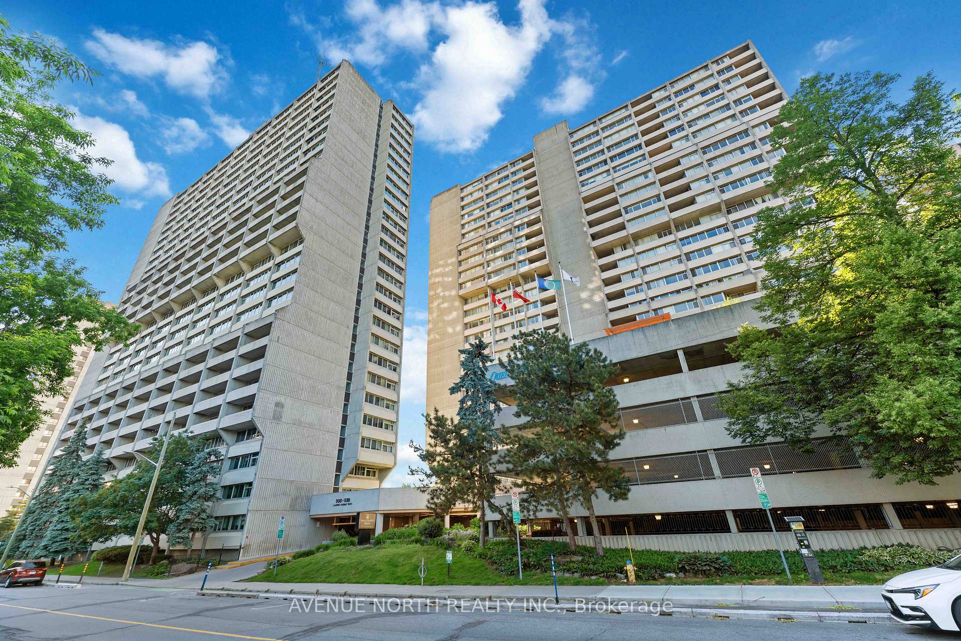 500 Laurier Avenue W 908, Ottawa Centre, ON K1R 5E1
