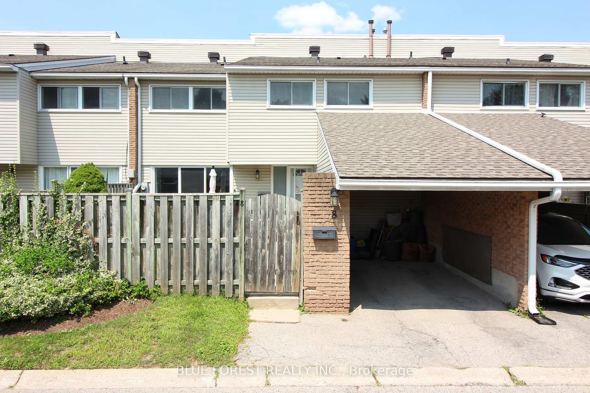 590 Millbank Drive 8, London South, ON N6E 2H2