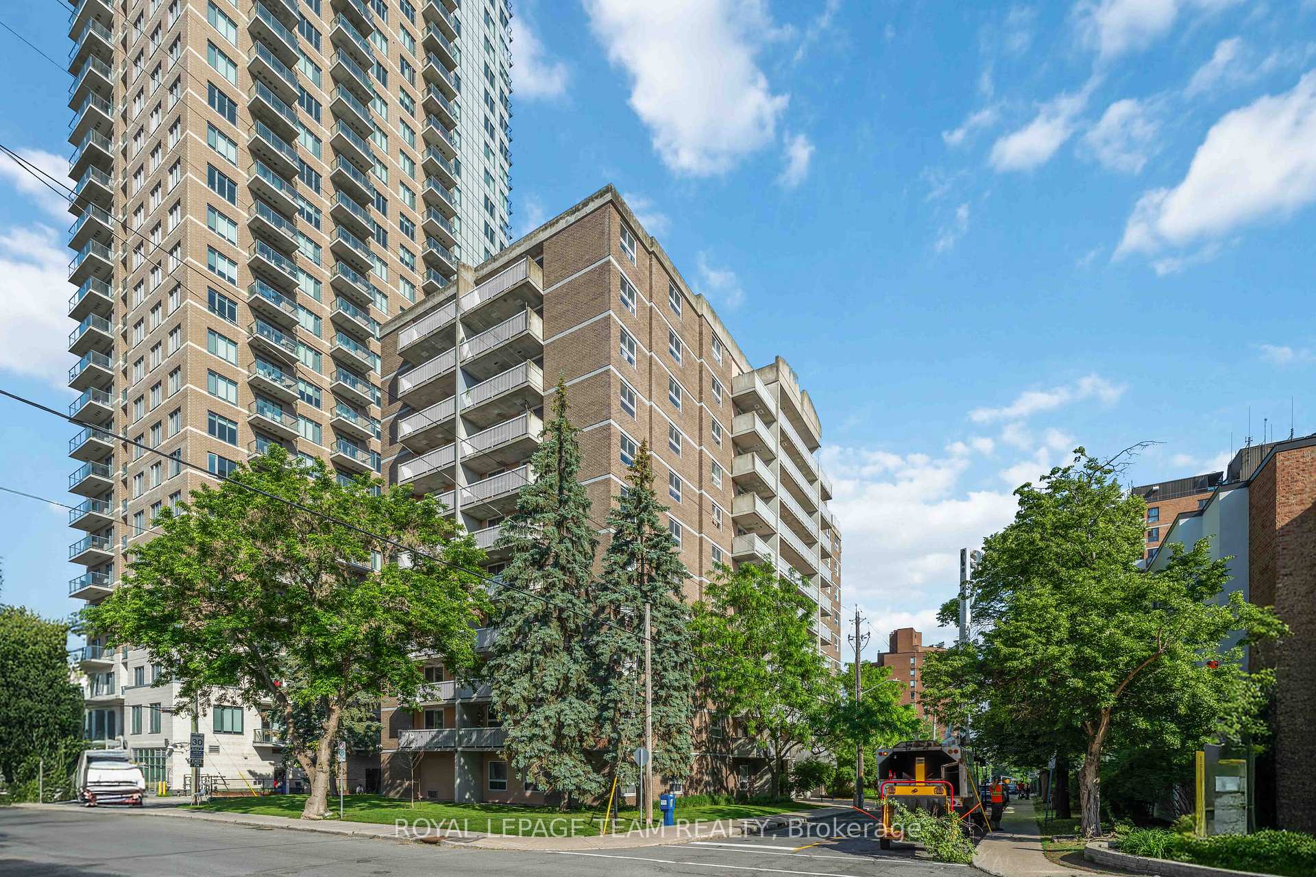 110 Forward Avenue 203, West Centre Town, ON K1Y 4S9