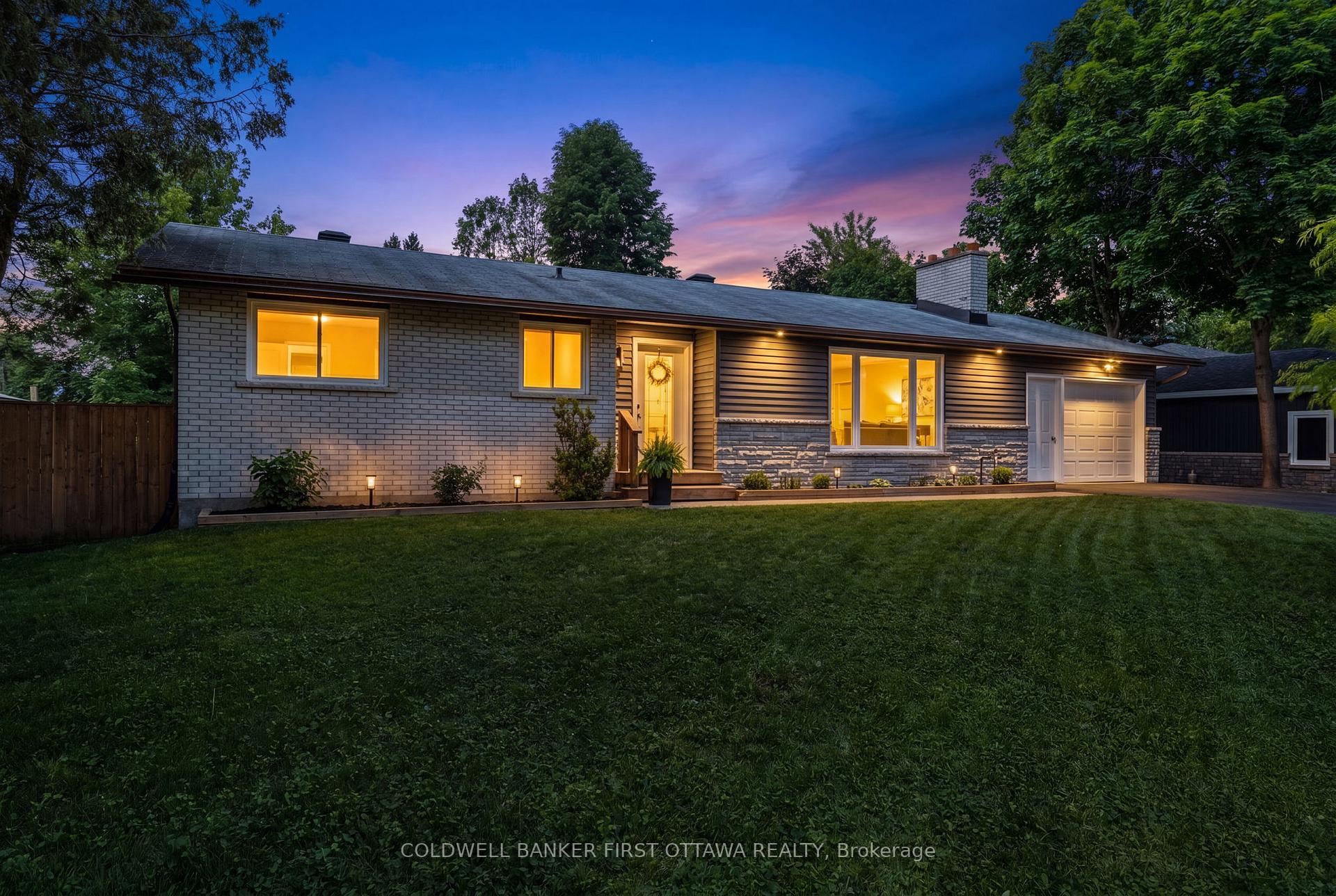 5276 Hillcrest Drive, Manotick - Kars - Rideau Twp and Area, ON K4M 1E9