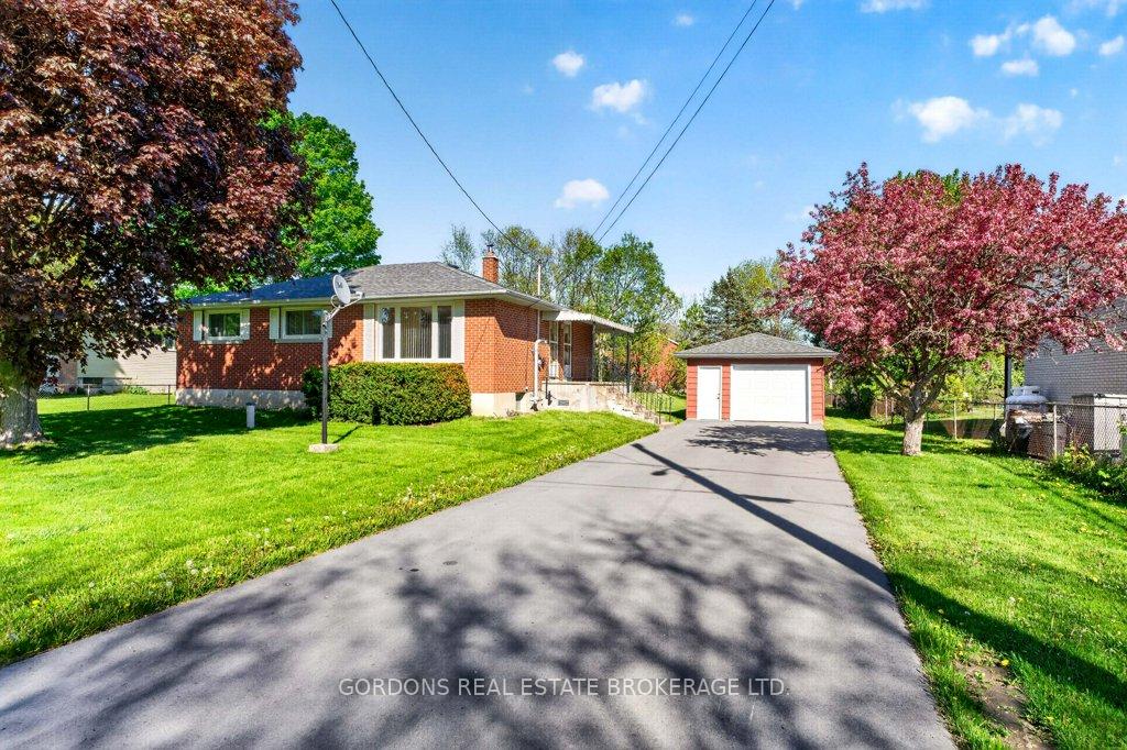 3770 Fair Grounds Road, Frontenac, ON K0H 1X0