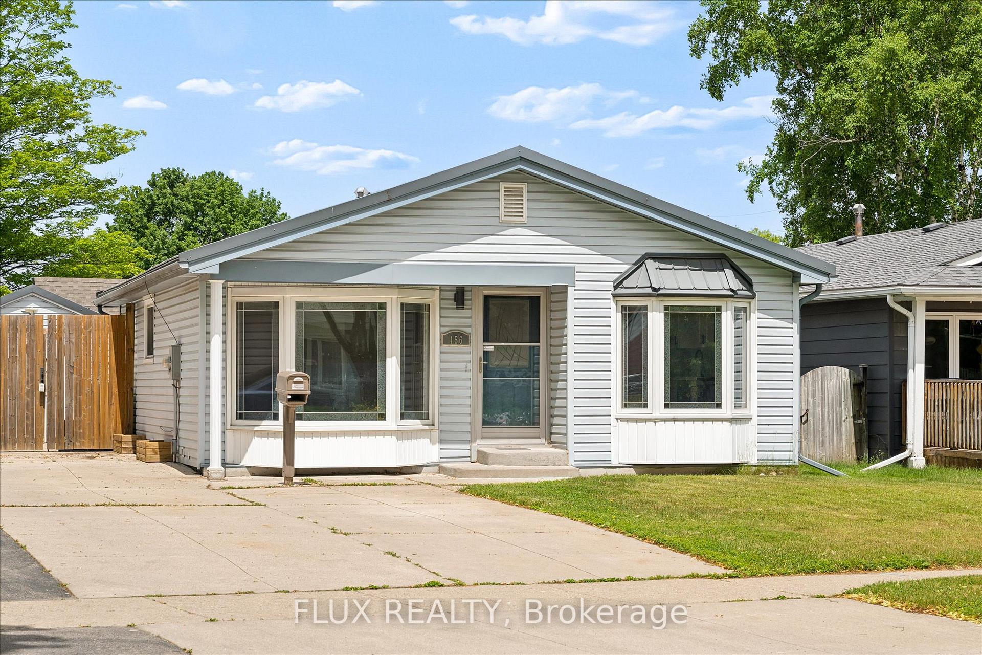 156 Traynor Avenue, Kitchener, ON N2C 1W5