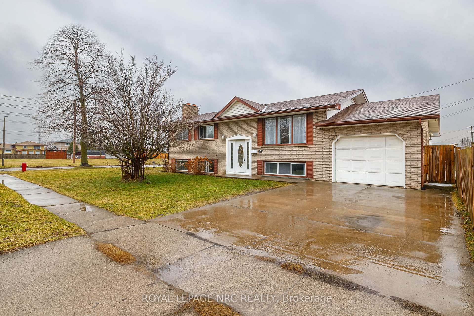 106 Lewis Street, Welland, ON L3B 4V7