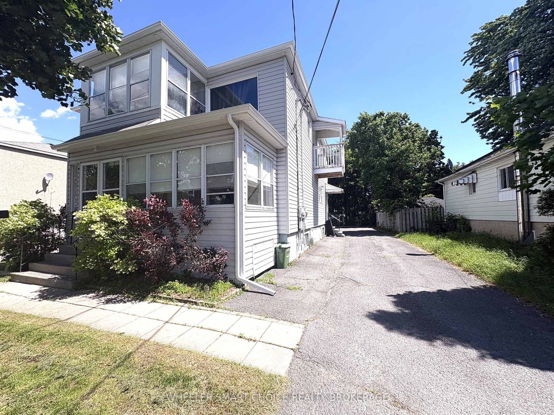 202 Jarvis Street, Cornwall, ON K6H 5J3